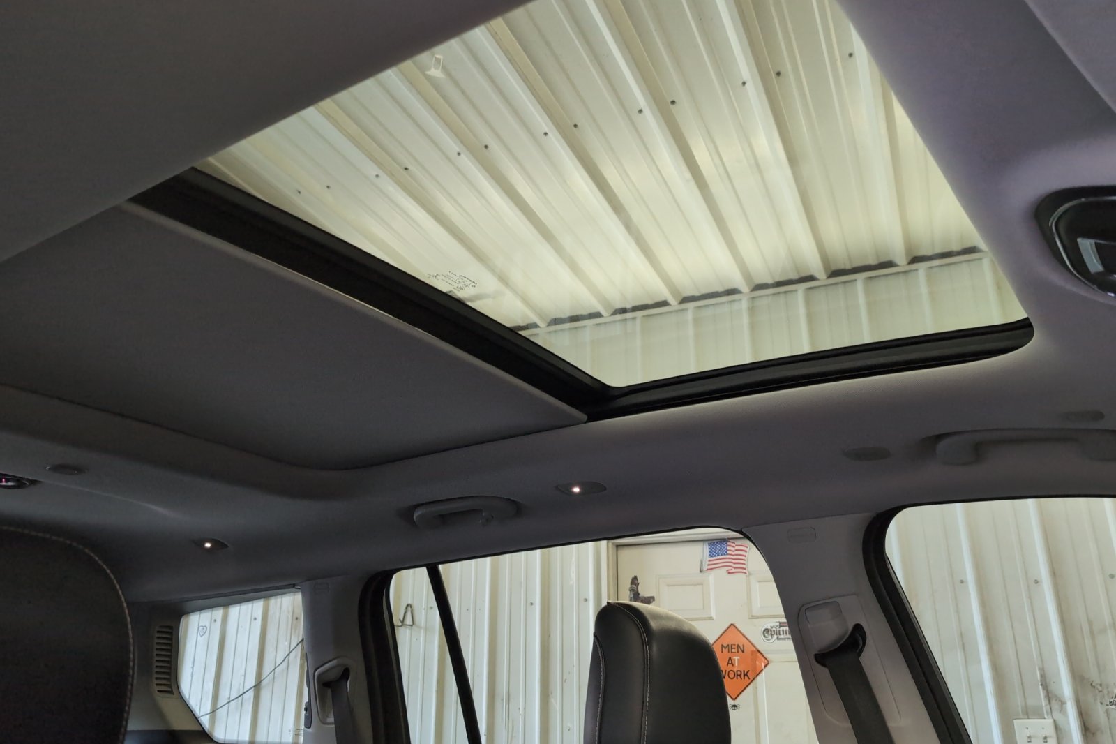 Used 2022 Black Jeep Limited image 19