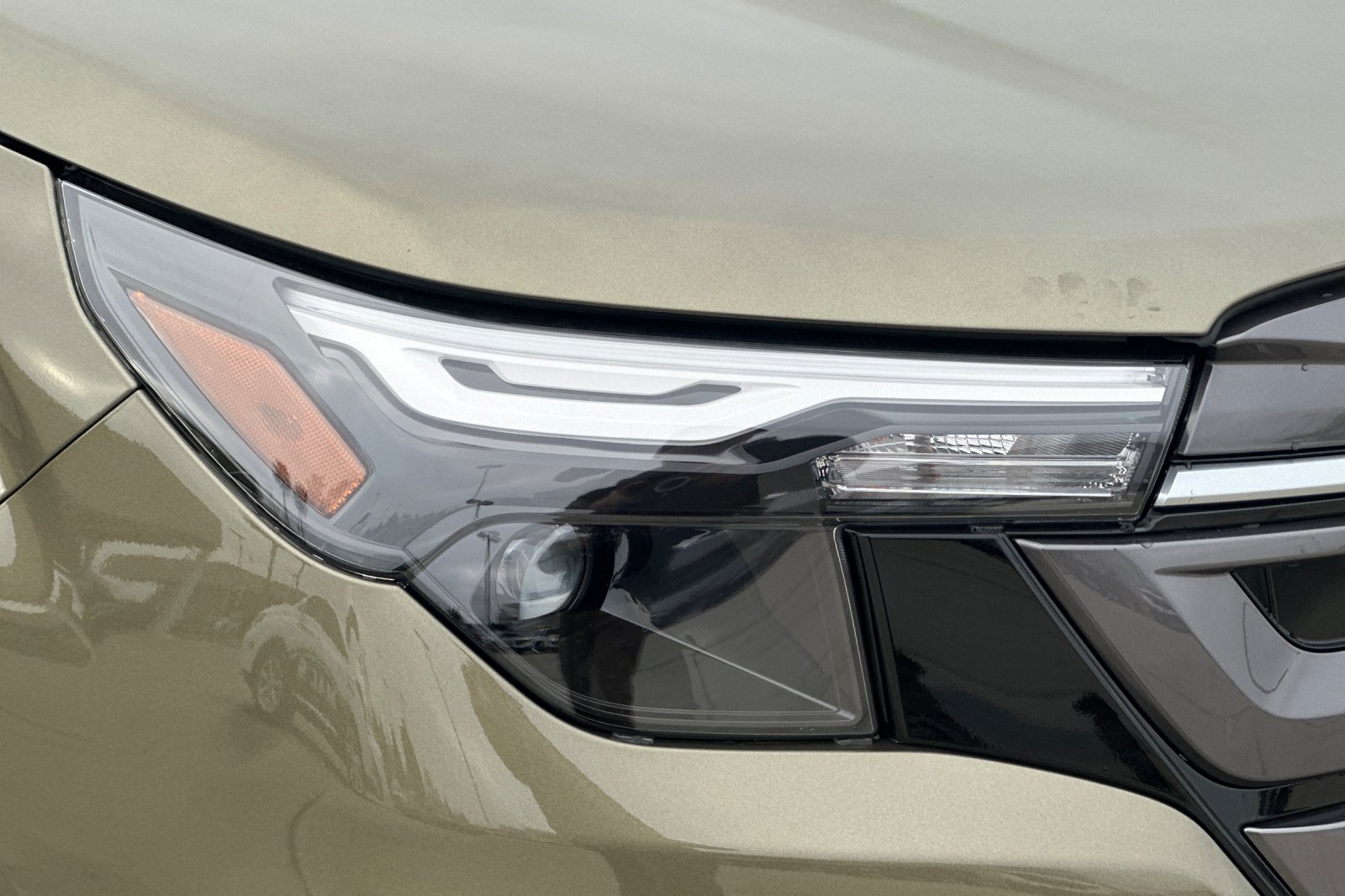 New 2026 AUTUMN GREEN METALLIC Subaru Premium image 32