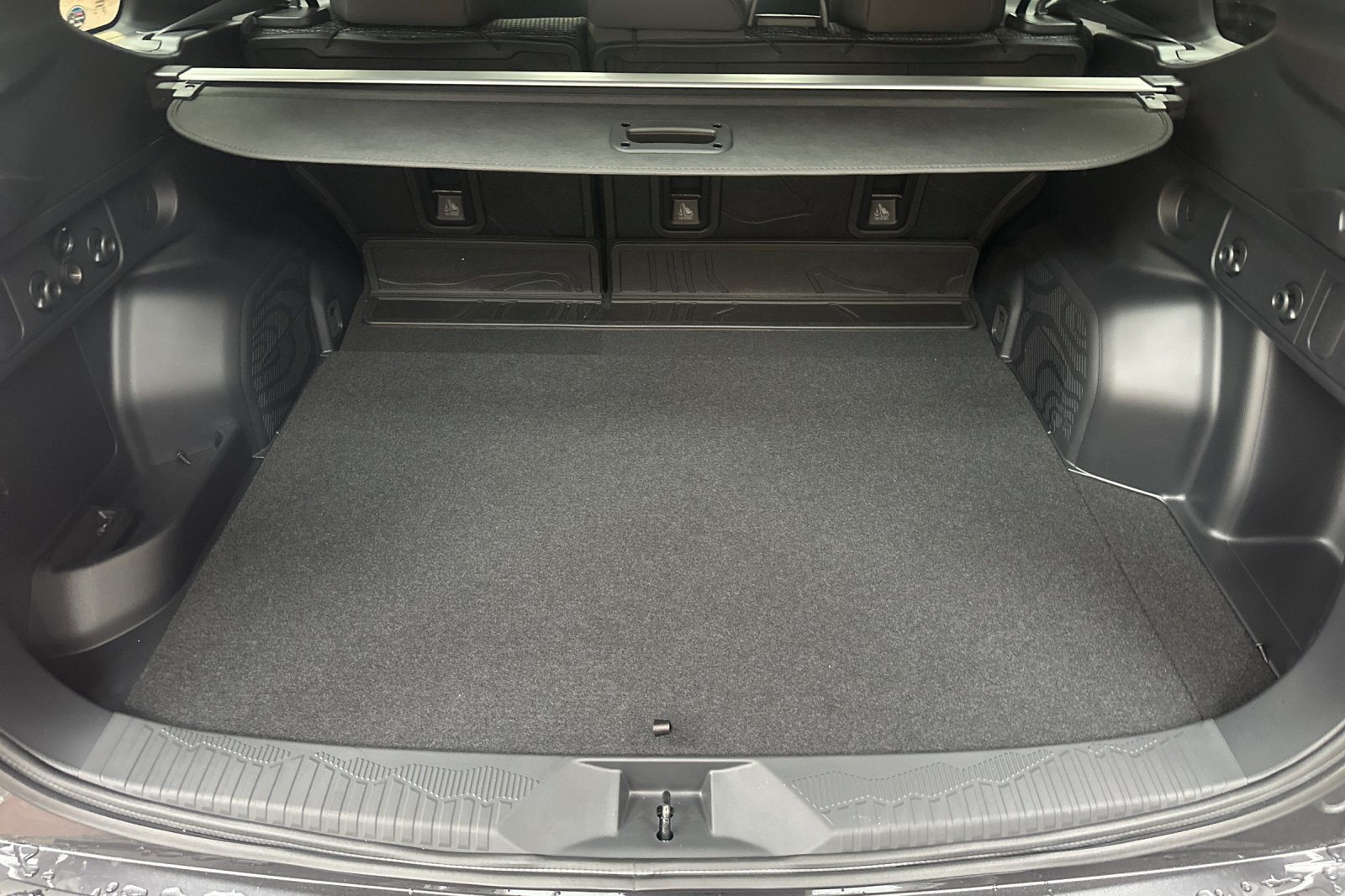 New 2026 ICE SILVER METALLIC Subaru Premium Hybrid image 18