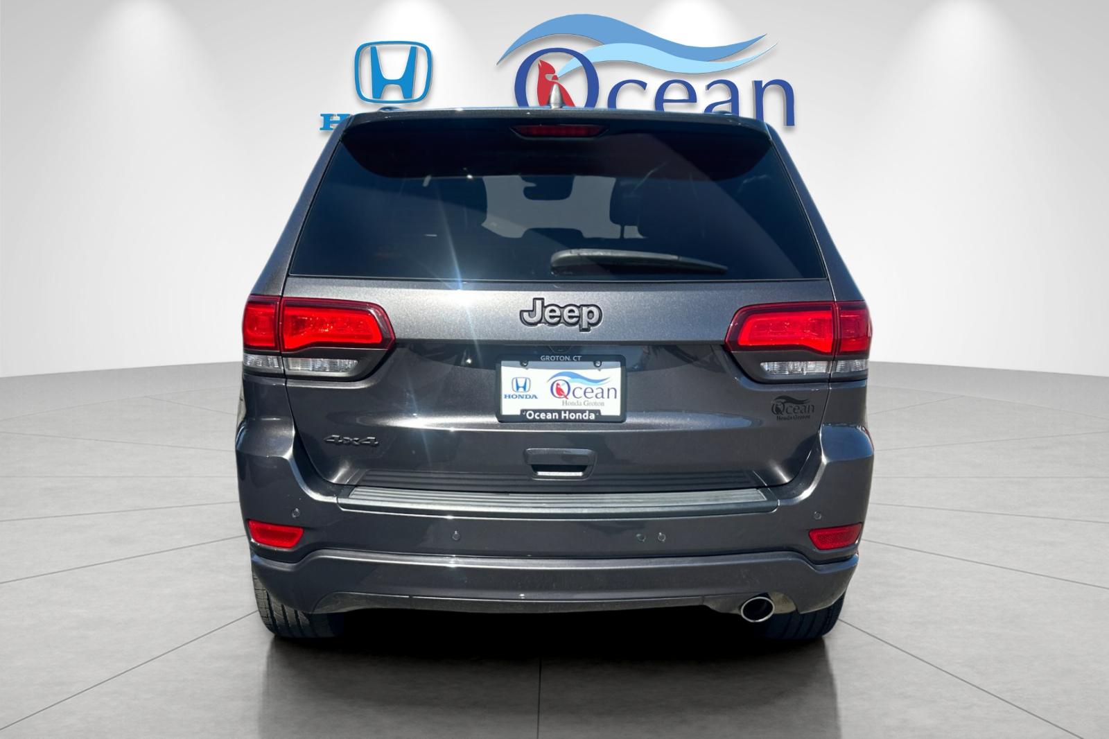 Used 2021 Crystal Metallic Jeep 80th Anniversary Edition image 4