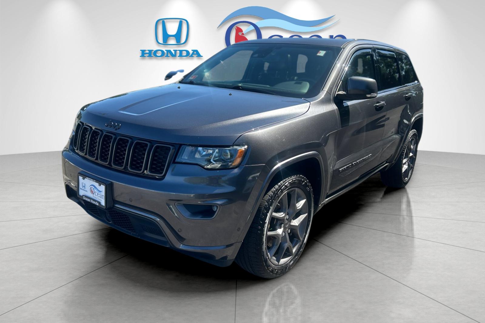 Used 2021 Crystal Metallic Jeep 80th Anniversary Edition image 7