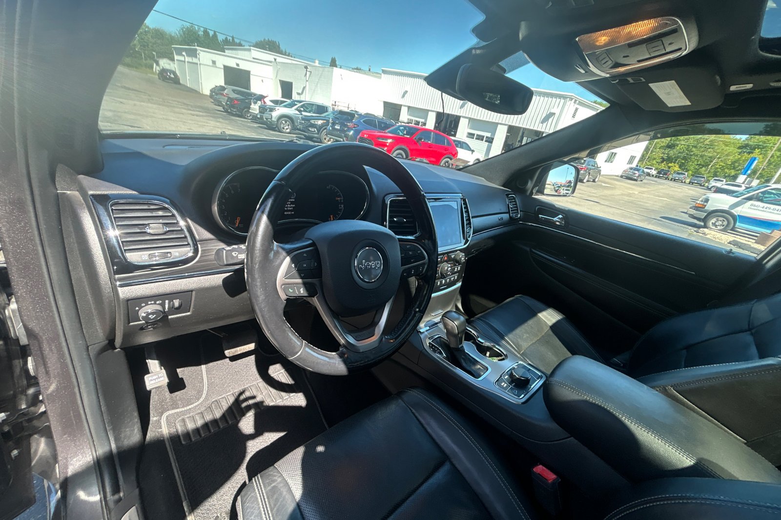 Used 2021 Crystal Metallic Jeep 80th Anniversary Edition image 9
