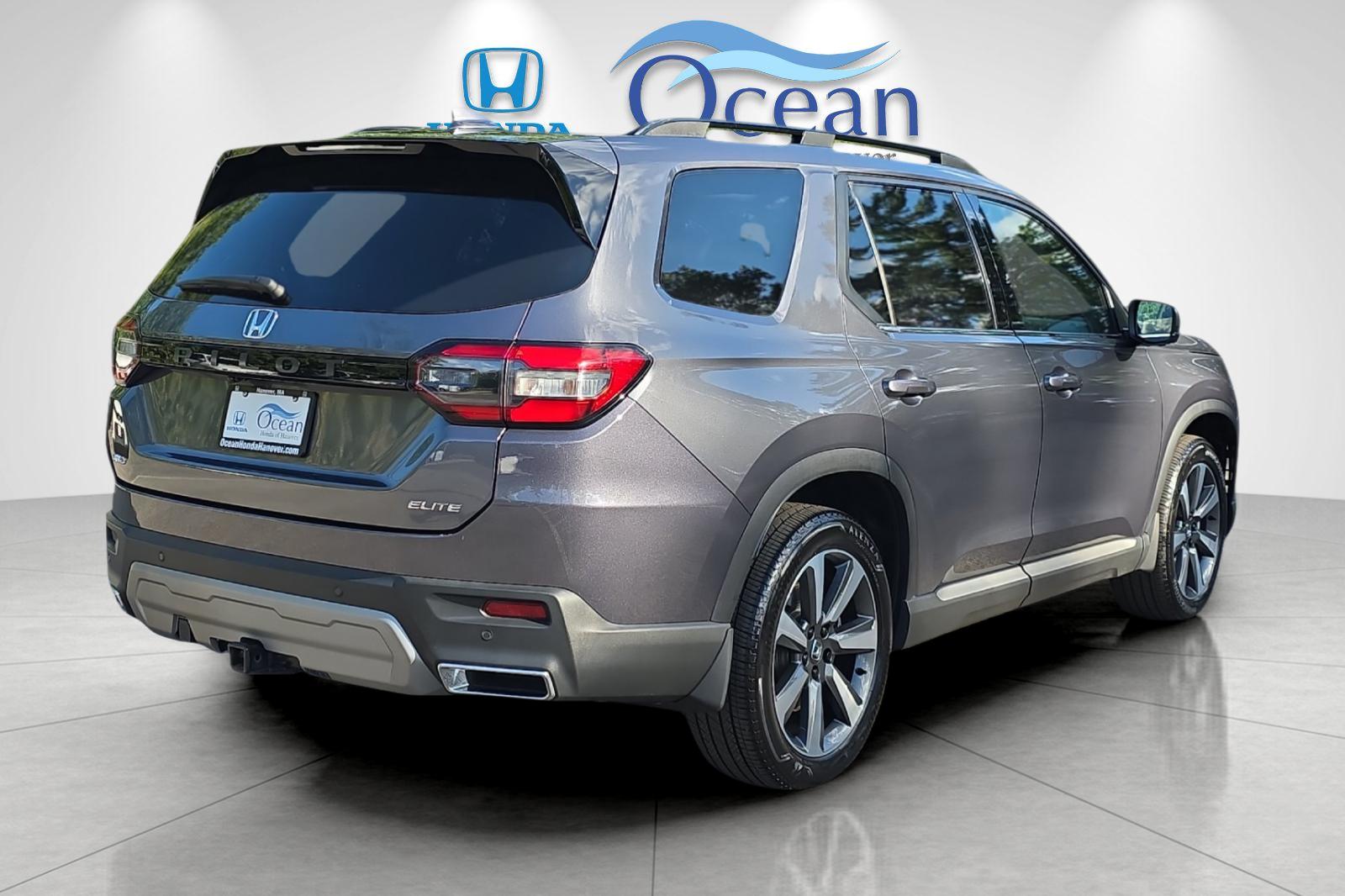 Used 2024 Modern Steel Metallic Honda Elite image 3
