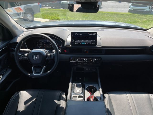 Used 2025  Honda Elite image 15