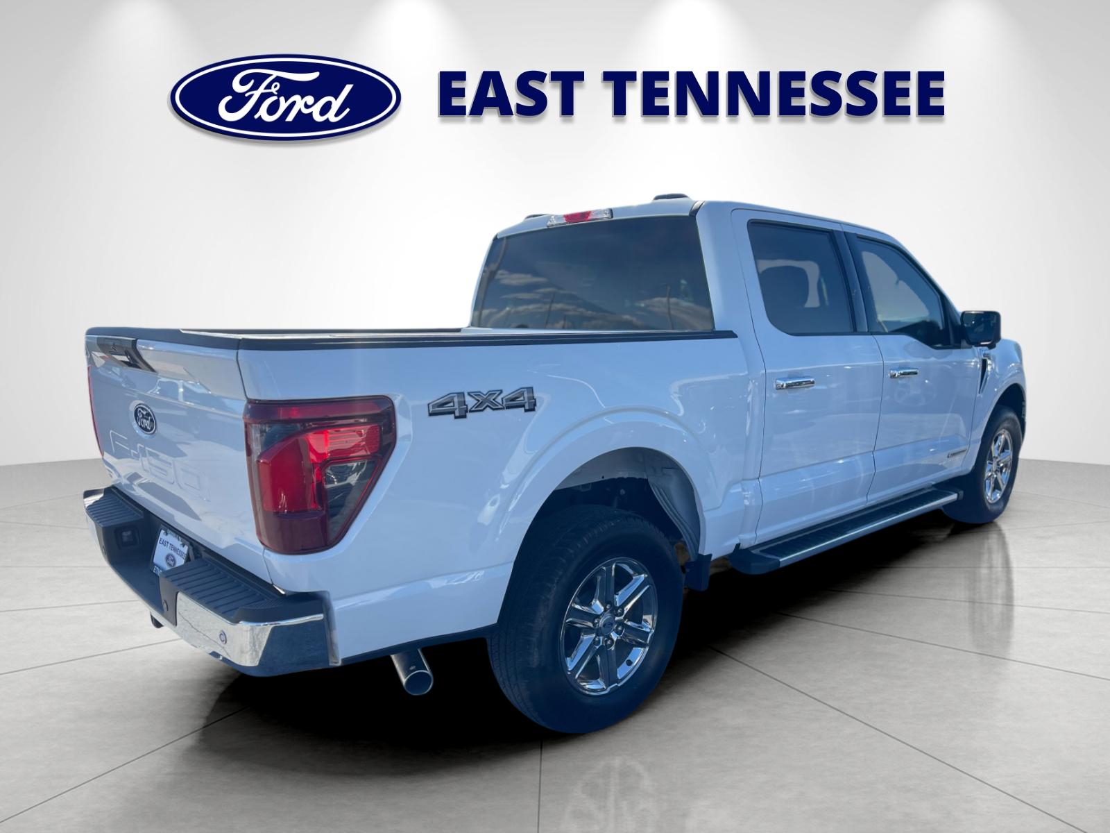 Used 2024 White Ford XLT image 3