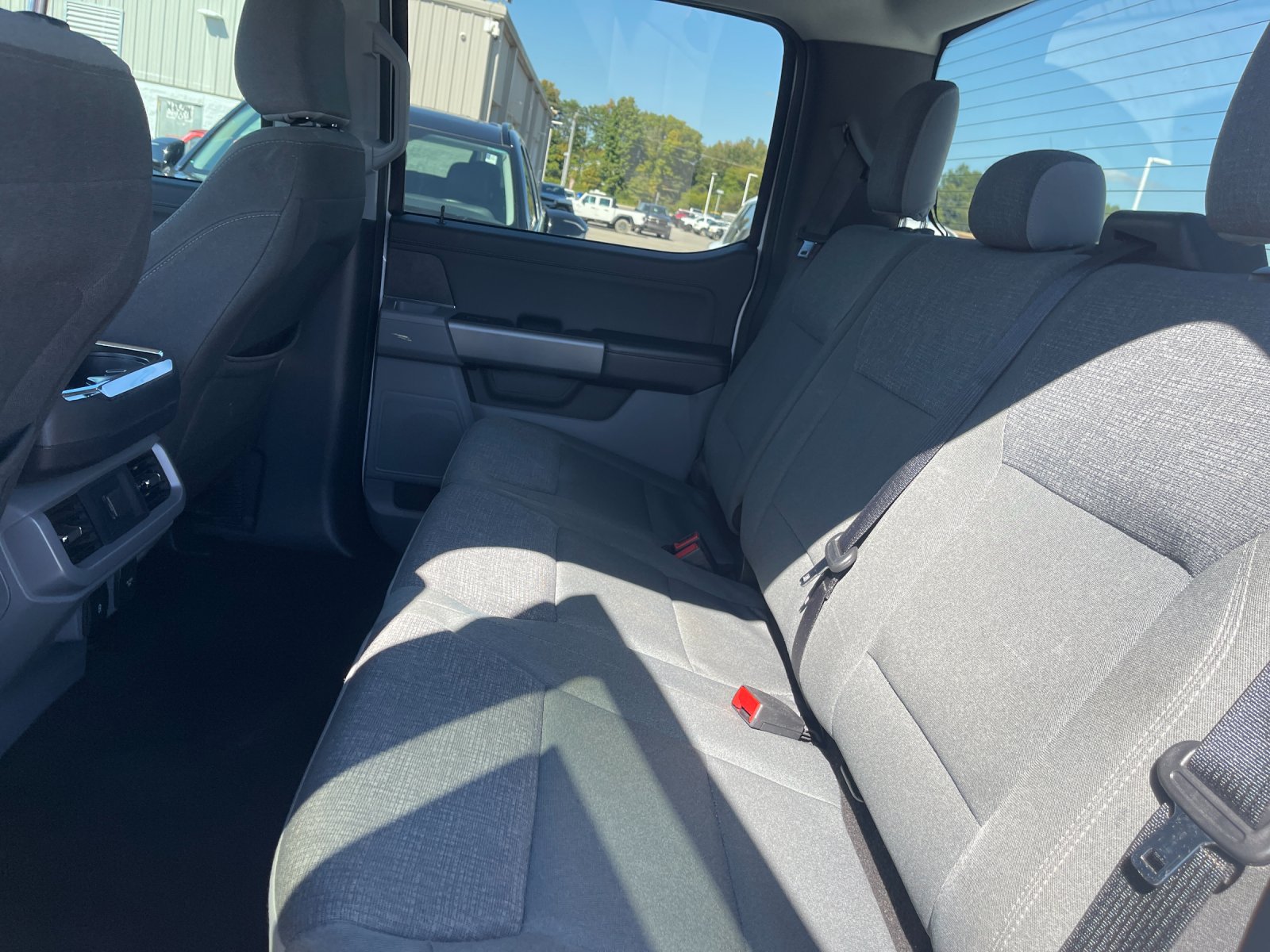 Used 2024 White Ford XLT image 14