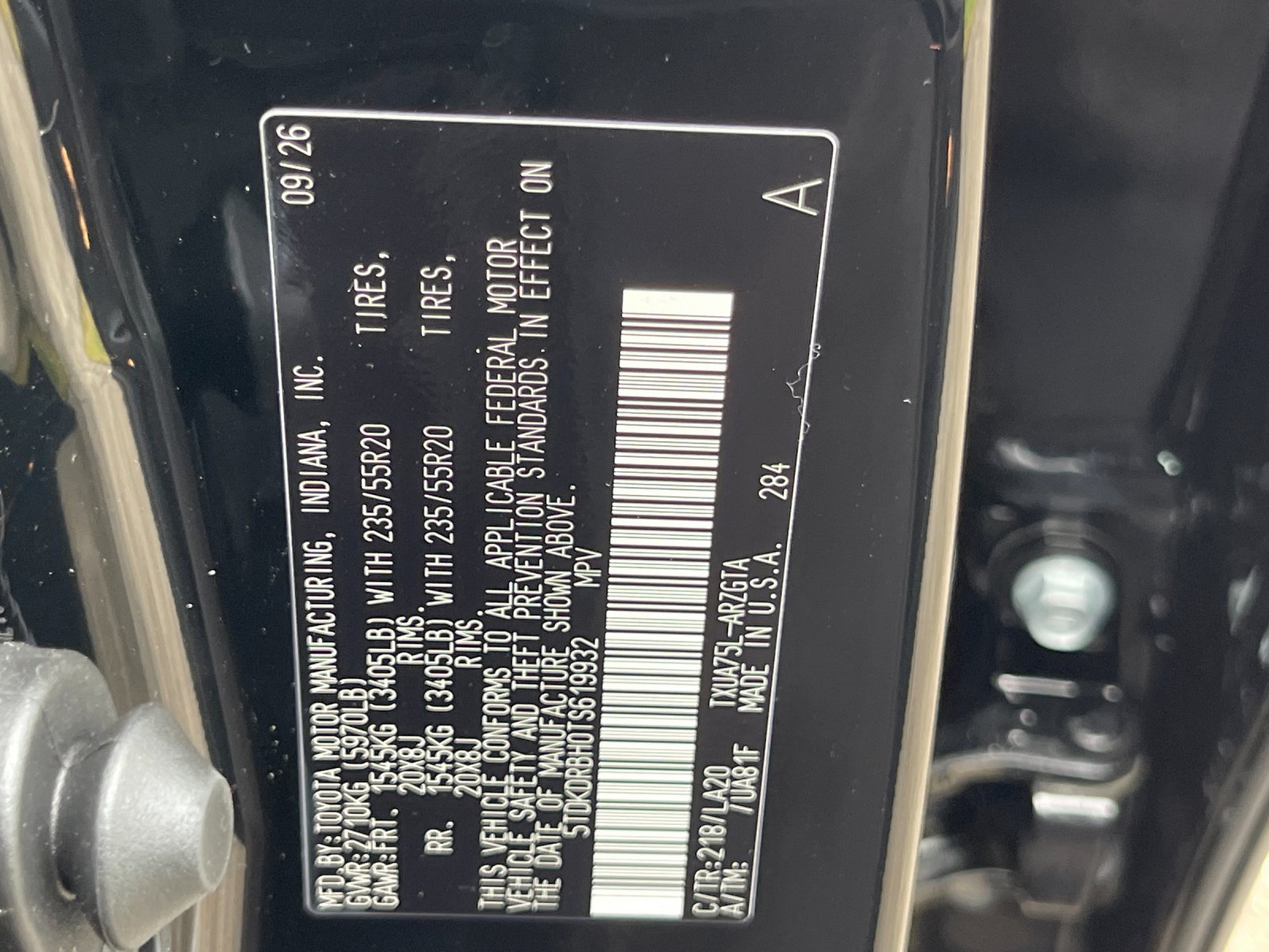 New 2026 Midnight Black Metallic Toyota  Platinum image 32