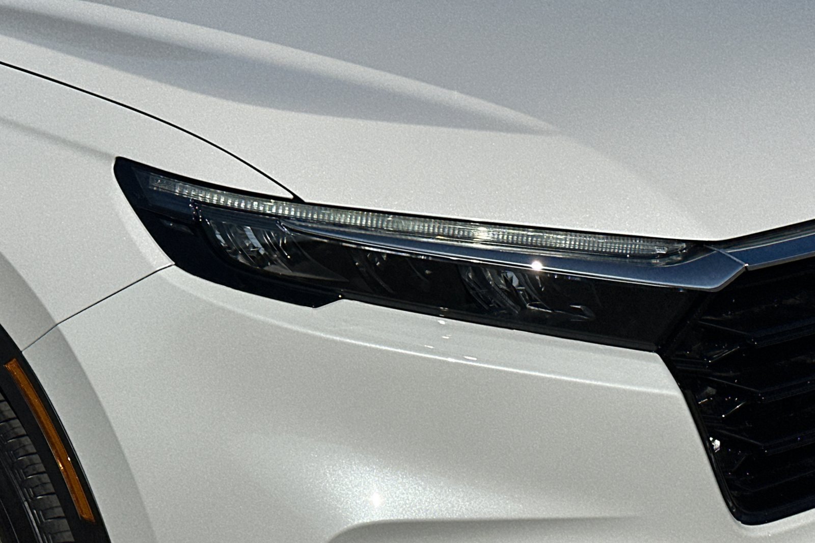 New 2027 Platinum White Pearl Honda EX AWD image 25