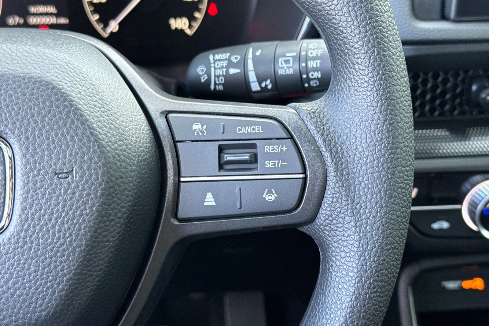 New 2027 Platinum White Pearl Honda EX AWD image 30