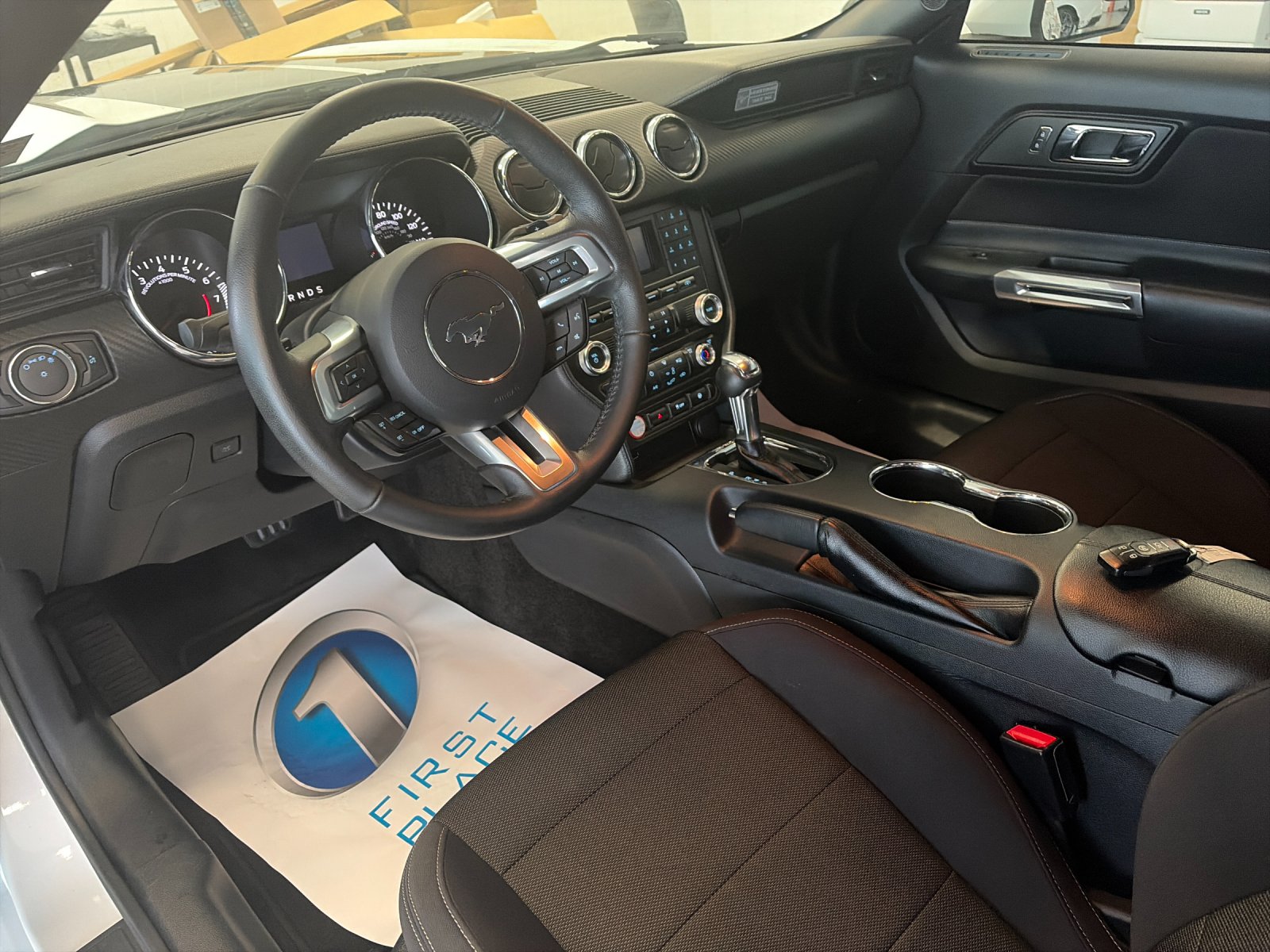 Used 2016 Oxford White Ford V6 image 11