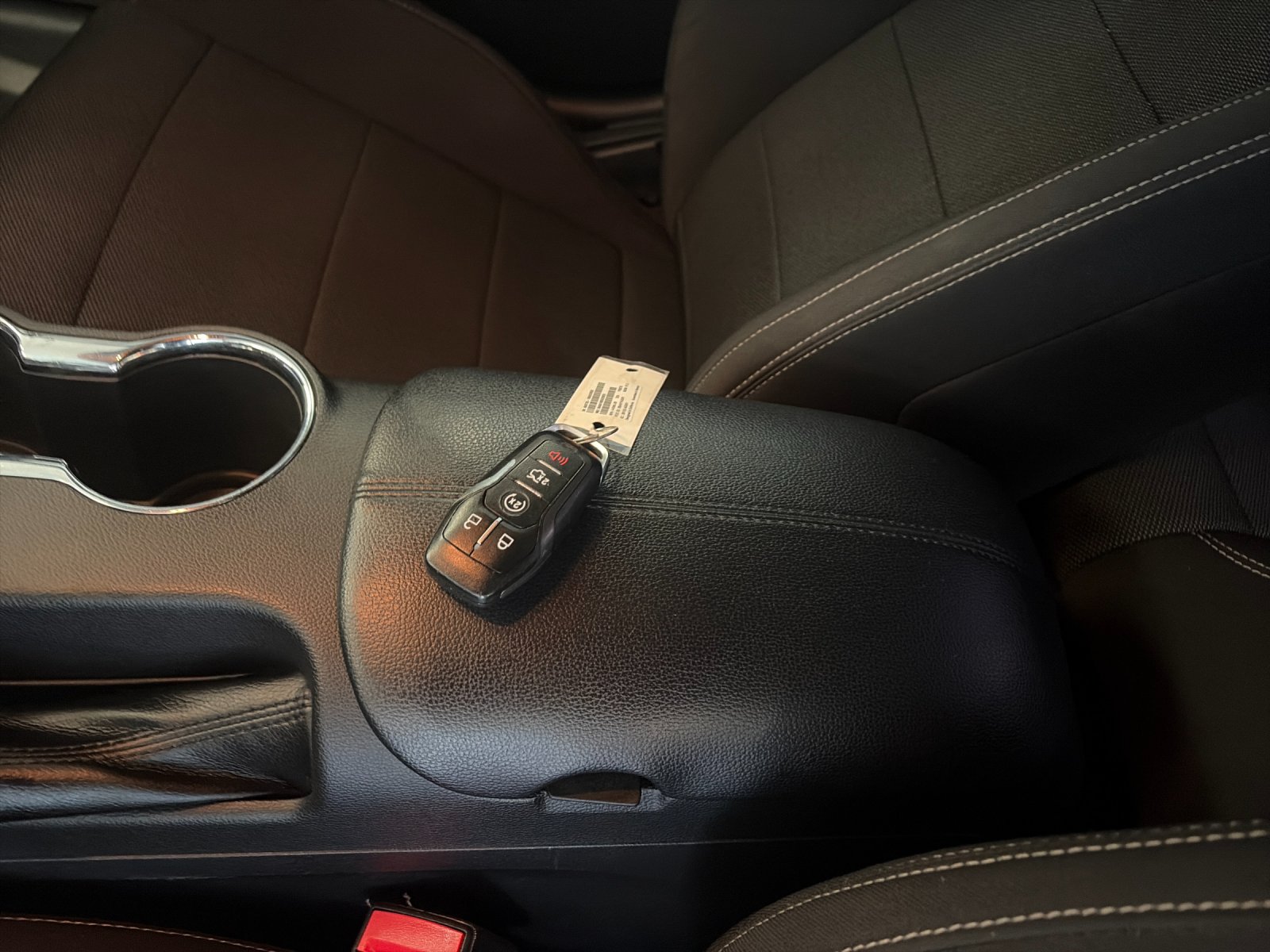 Used 2016 Oxford White Ford V6 image 10