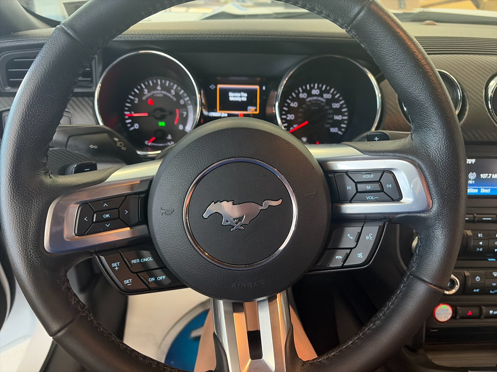 Used 2016 Oxford White Ford V6 image 27