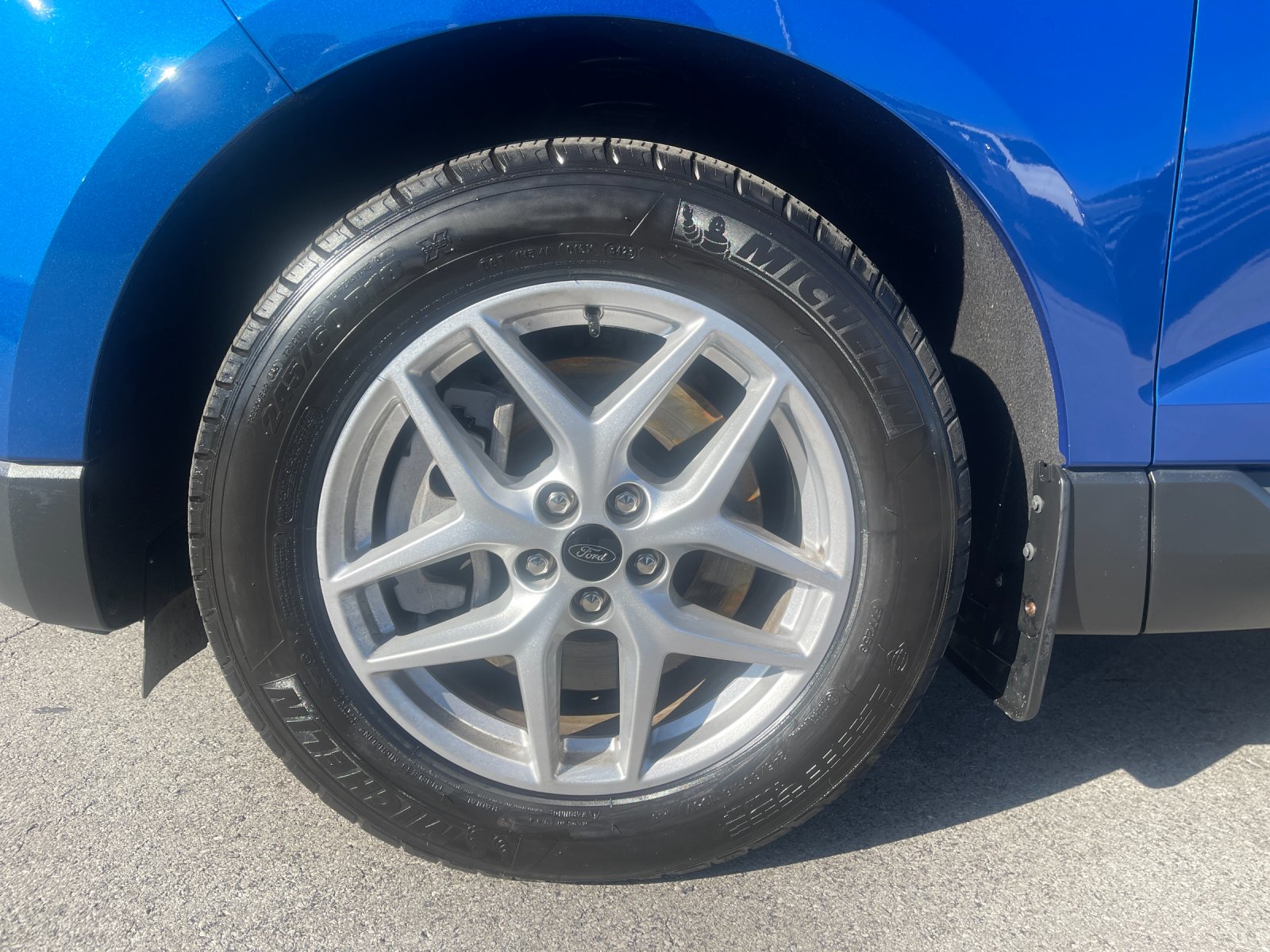 Used 2024 Blue Ford SEL image 33