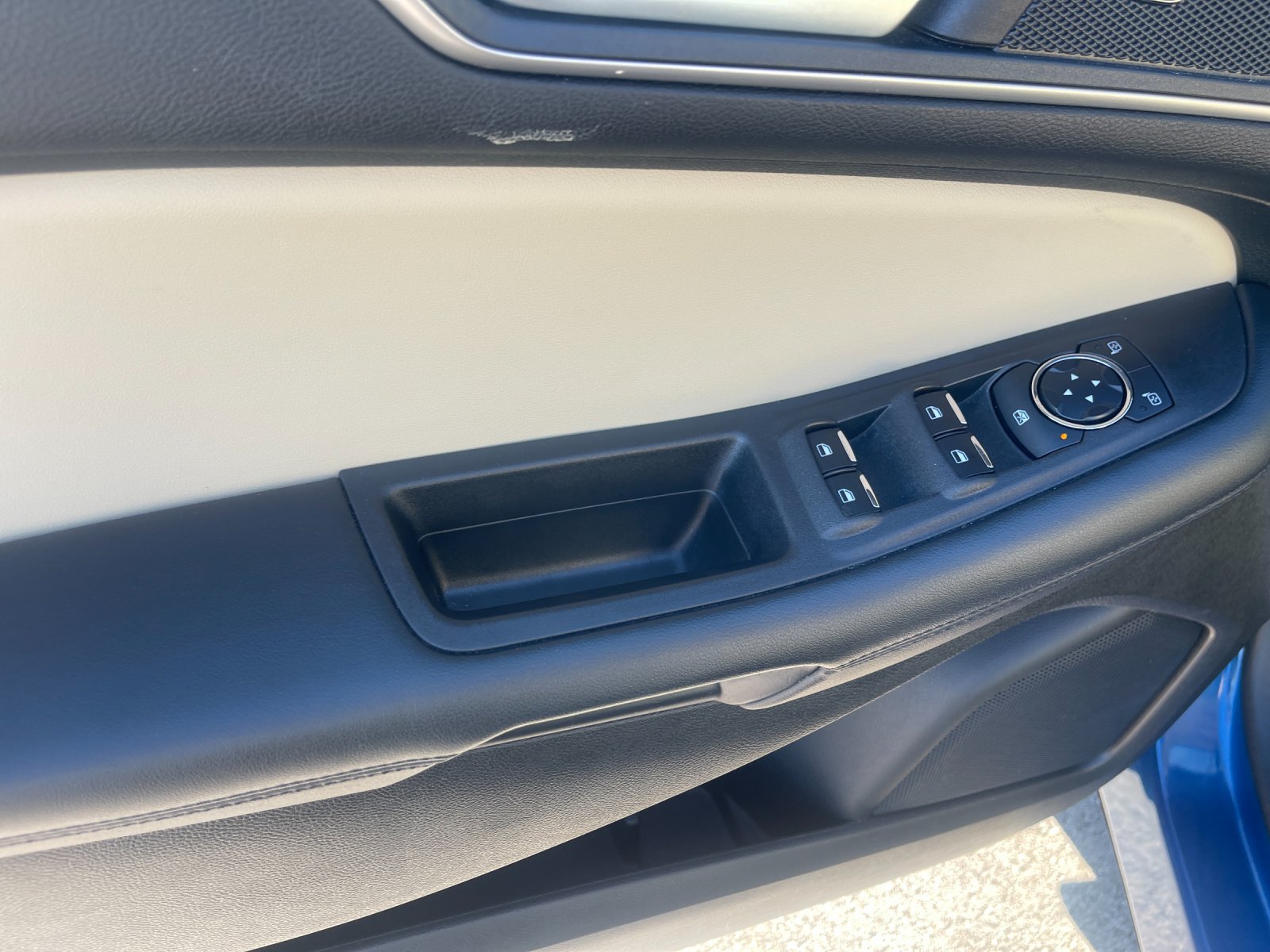 Used 2024 Blue Ford SEL image 13