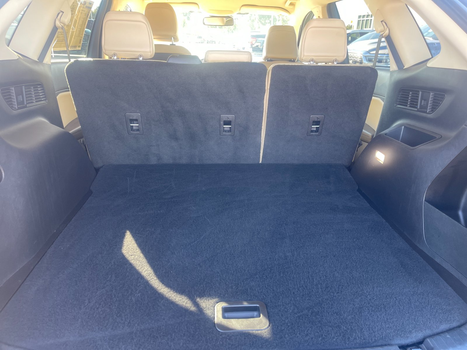 Used 2024 Blue Ford SEL image 18