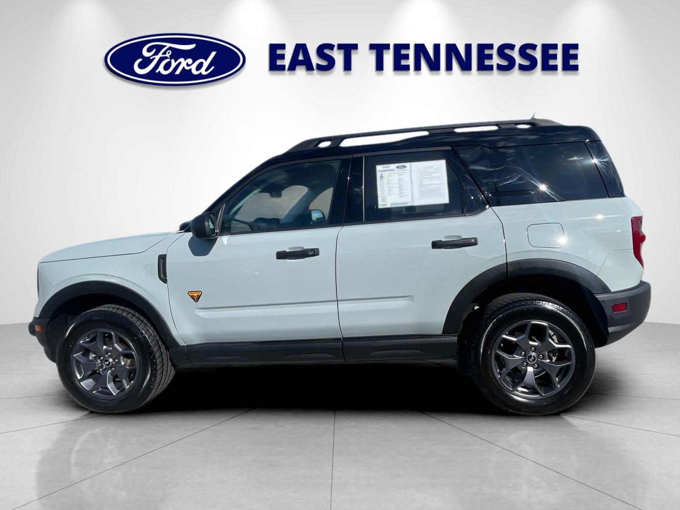Used 2024 Green Ford Badlands image 6