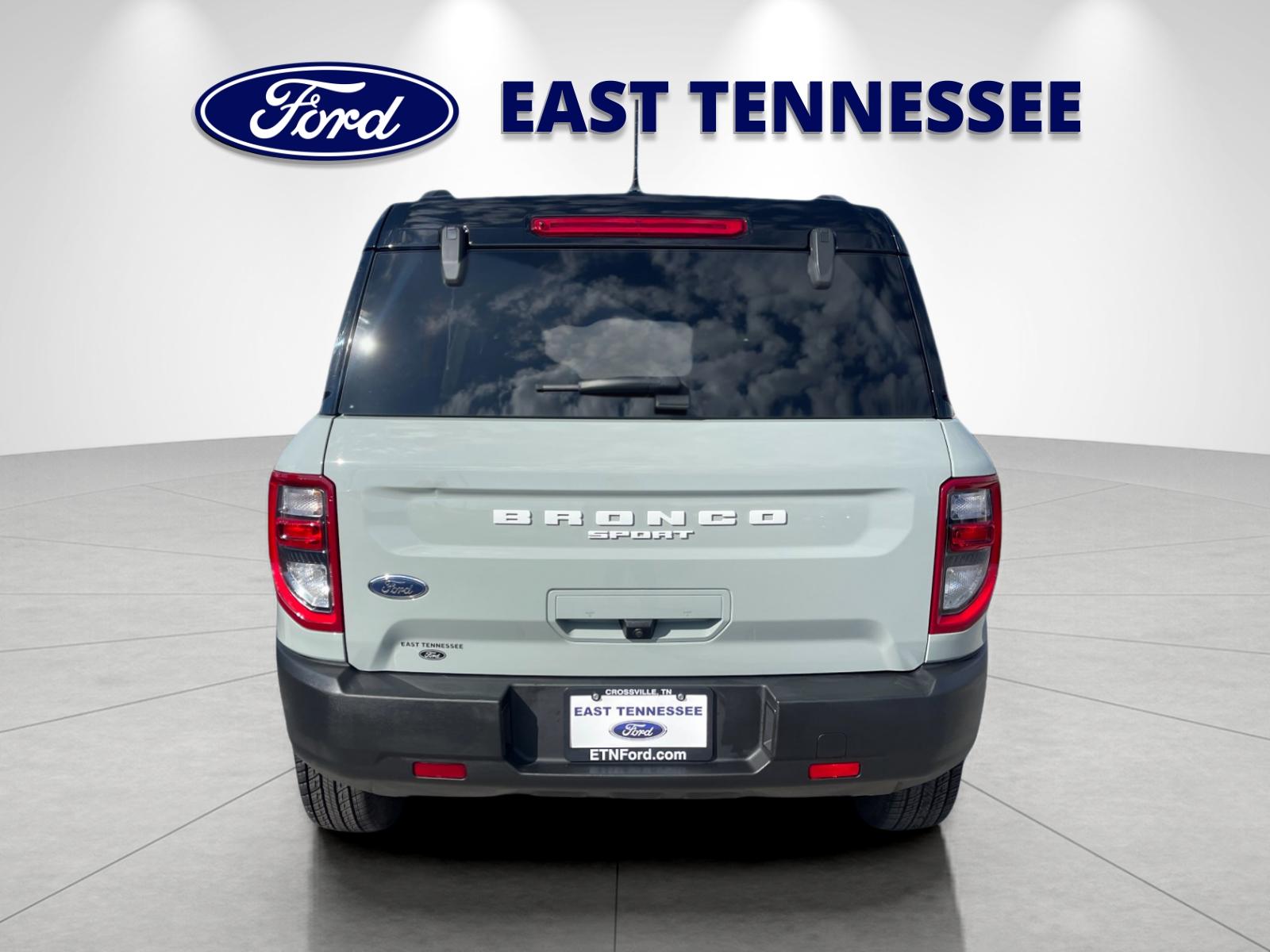 Used 2024 Green Ford Badlands image 4