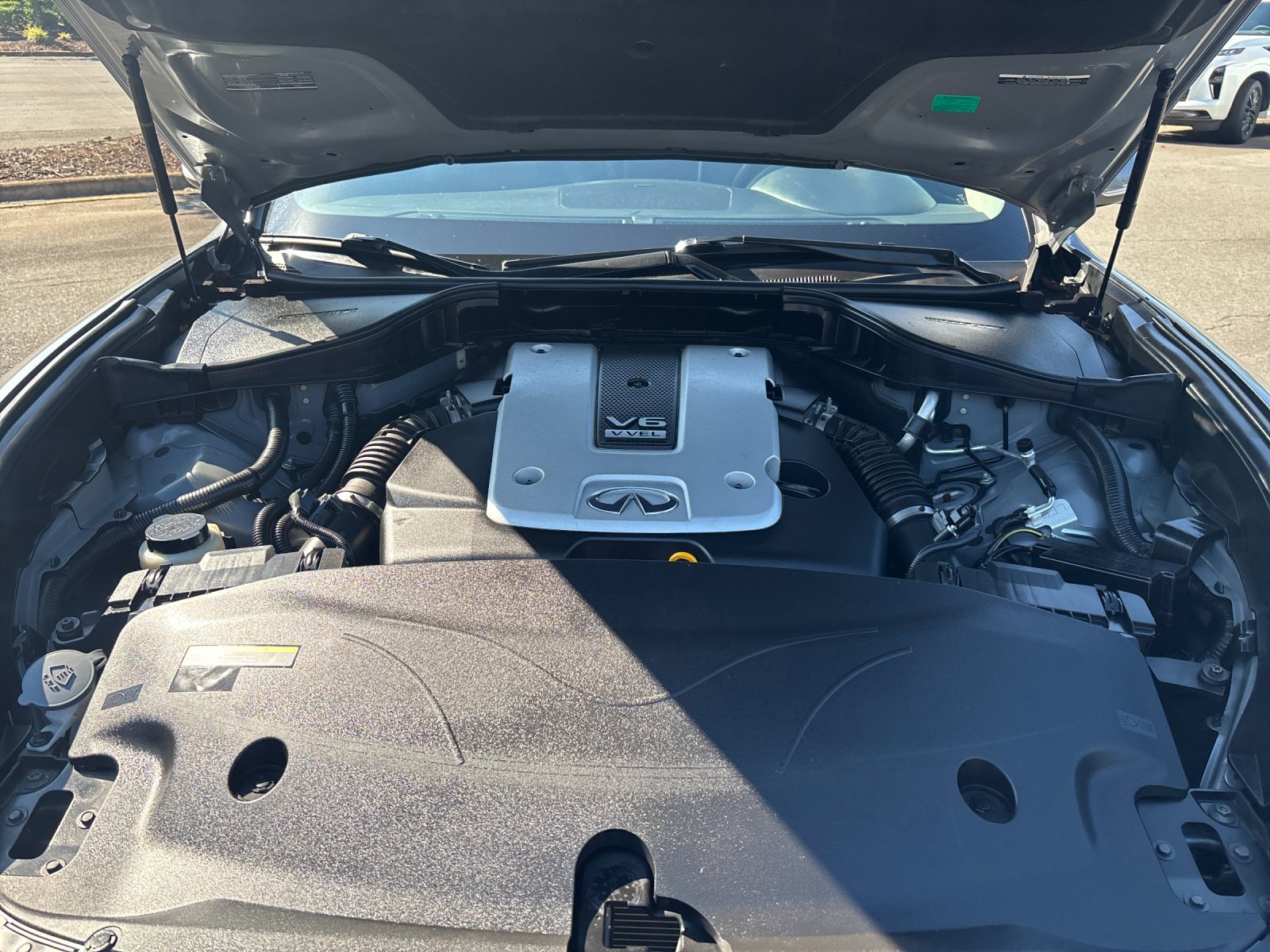 Used 2015 Graphite Shadow INFINITI 3.7 image 9