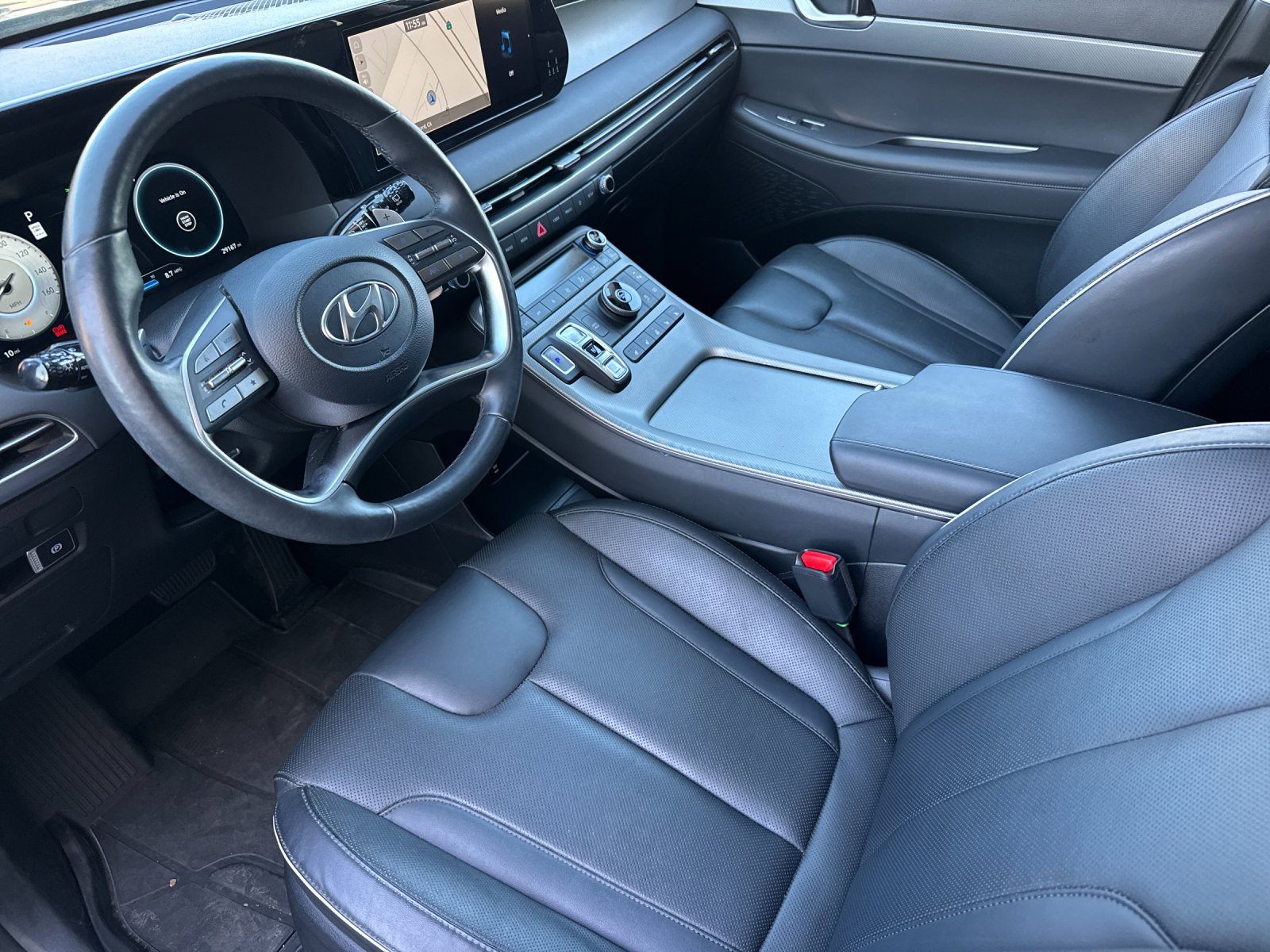 Certified Used 2024 Gray Hyundai SEL image 9