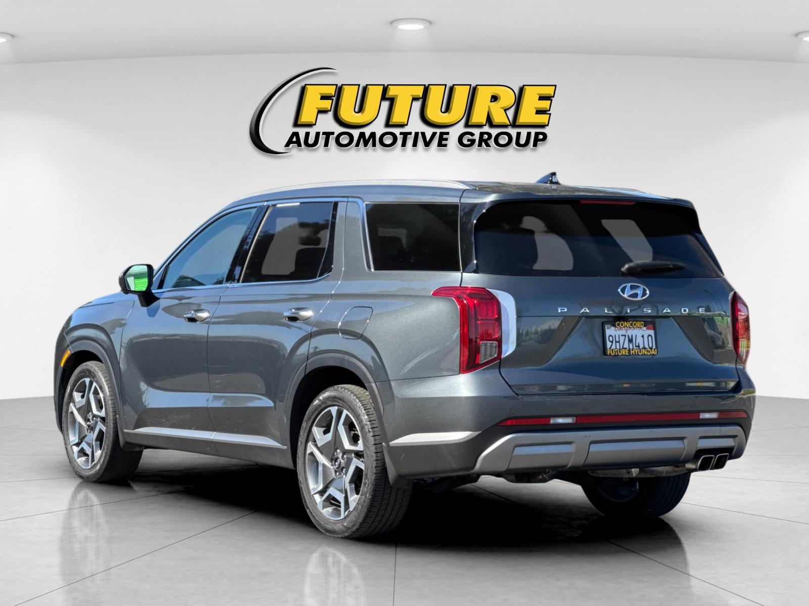 Certified Used 2024 Gray Hyundai SEL image 5