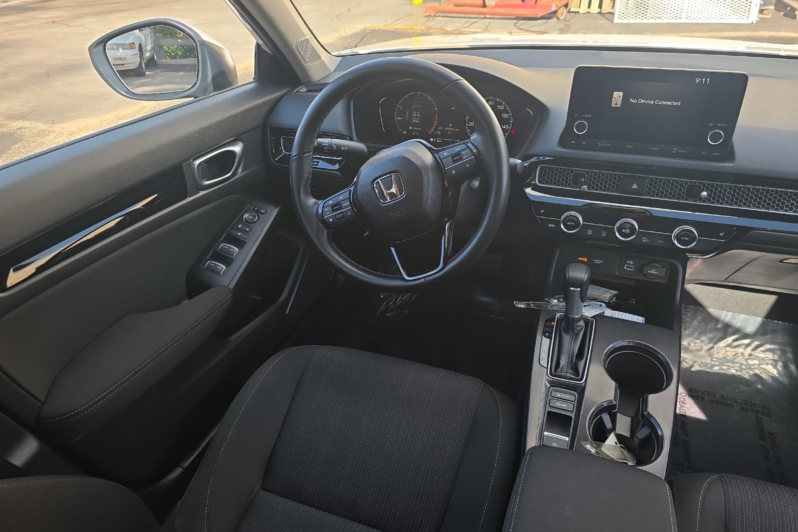 Used 2024 Platinum White Pearl Honda EX image 15