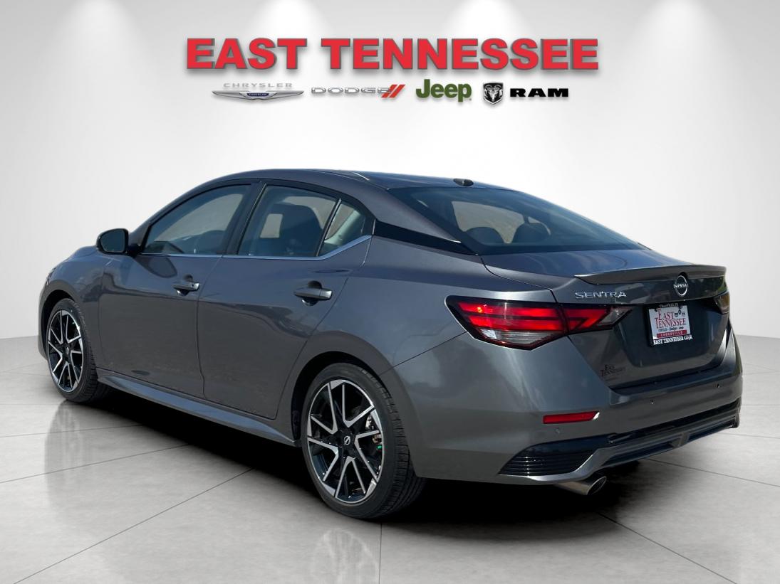 Used 2025 Gray Nissan SR image 5