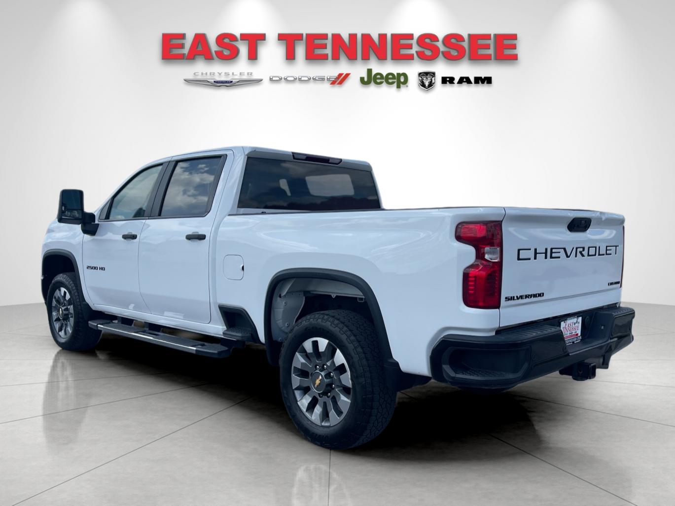 Used 2024 White Chevrolet Custom image 5