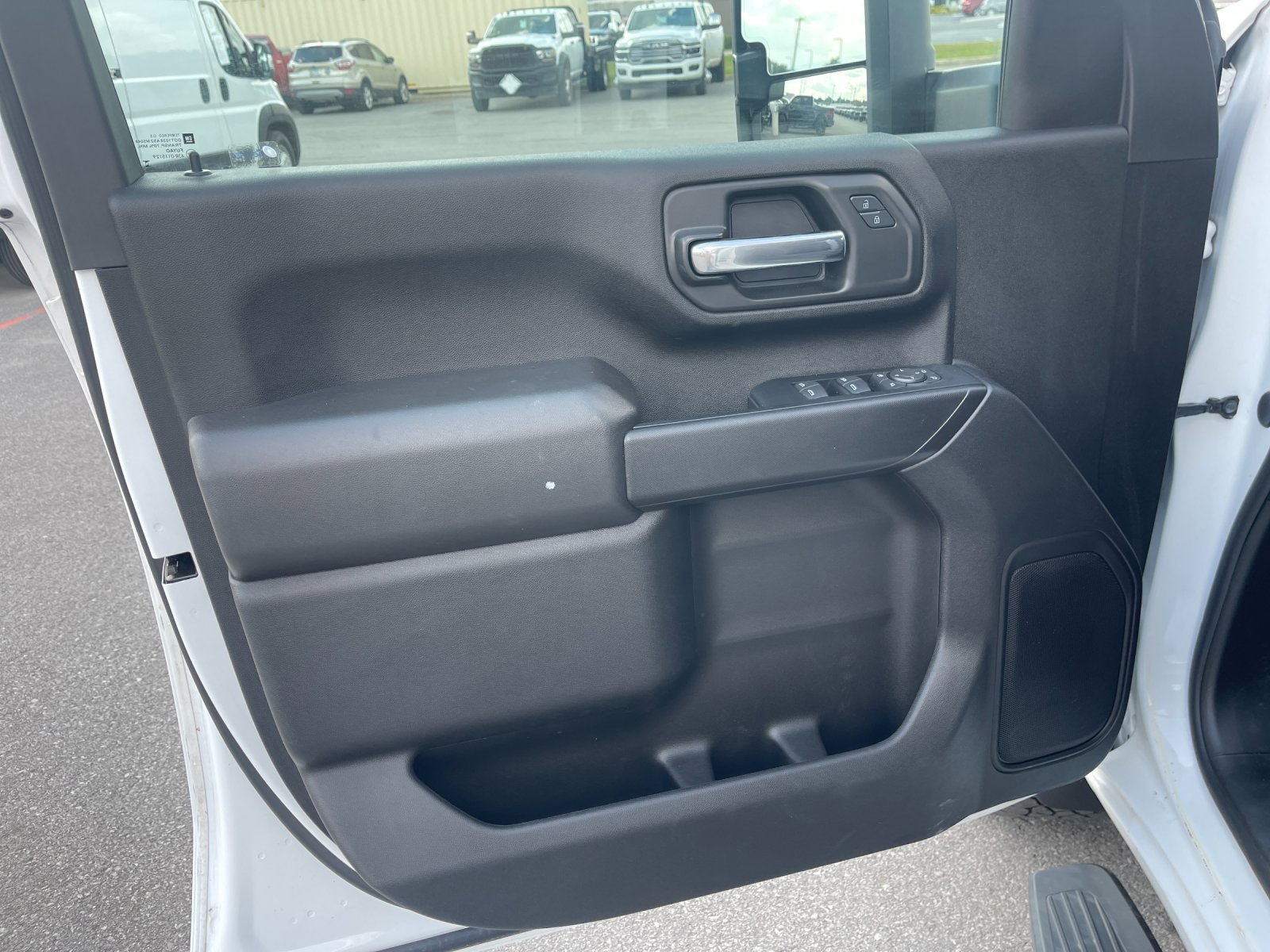 Used 2024 White Chevrolet Custom image 11