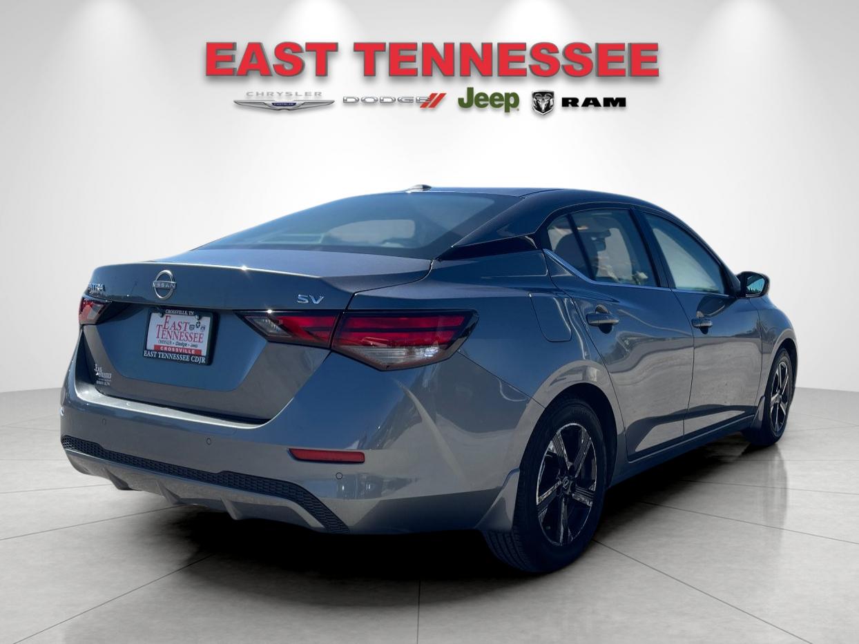 Used 2024 Gray Nissan SV image 3
