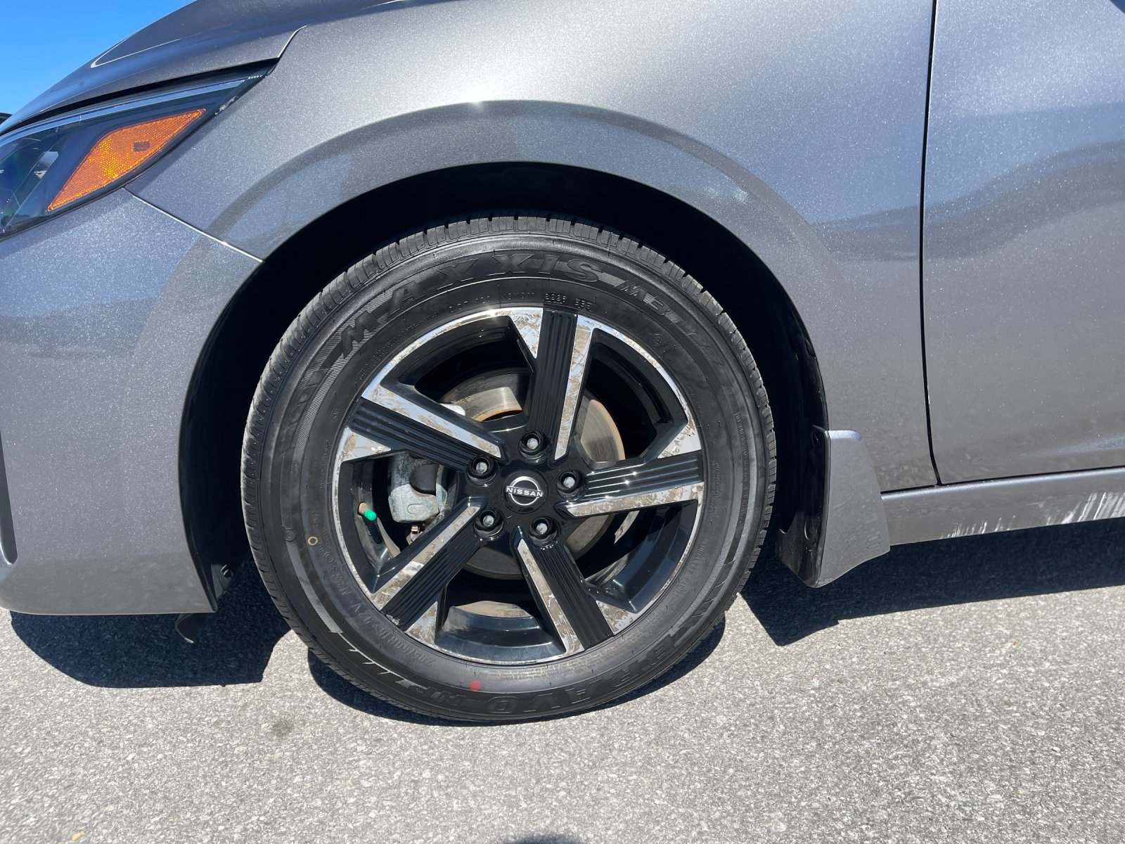Used 2024 Gray Nissan SV image 30