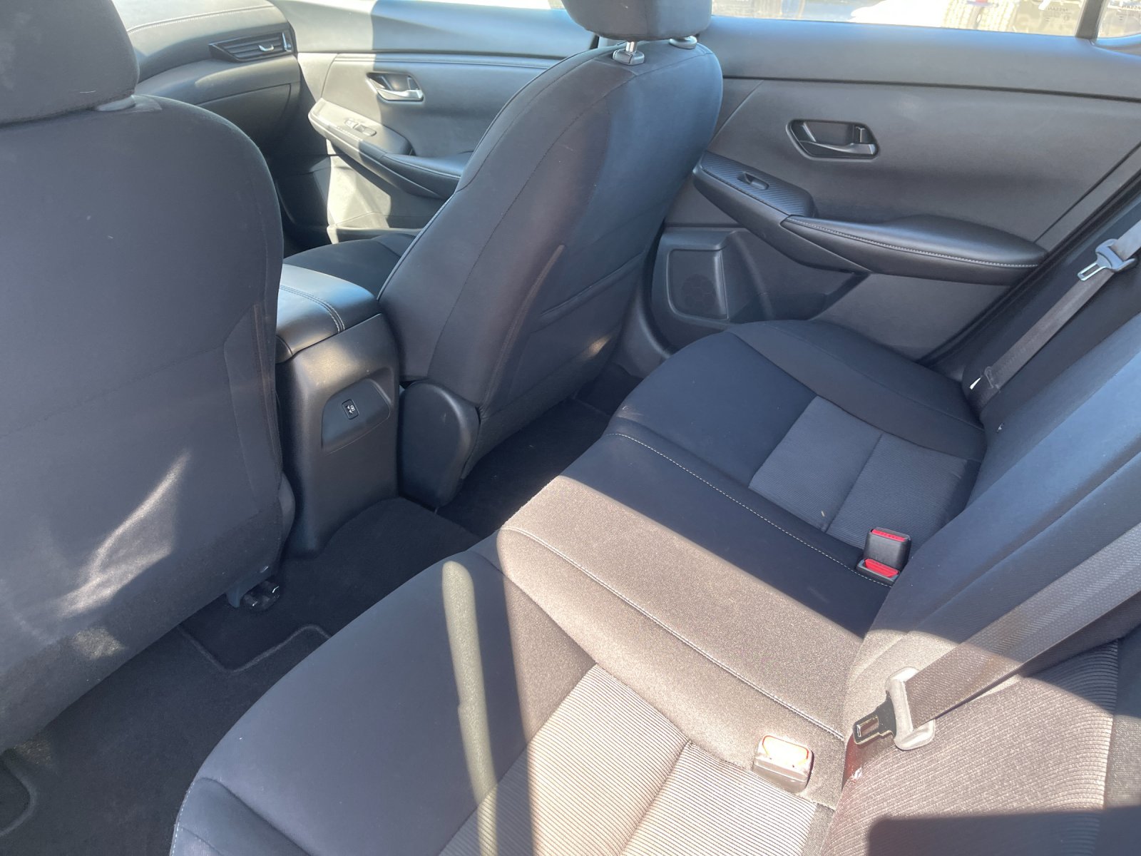 Used 2024 Gray Nissan SV image 13