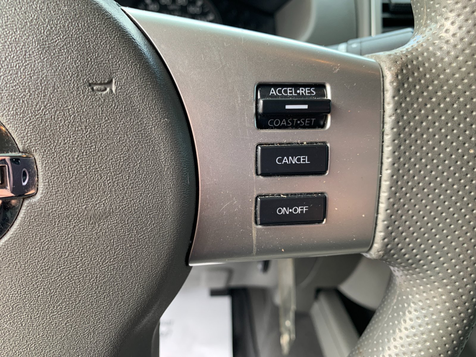 Used 2019 Blue Nissan SV image 27