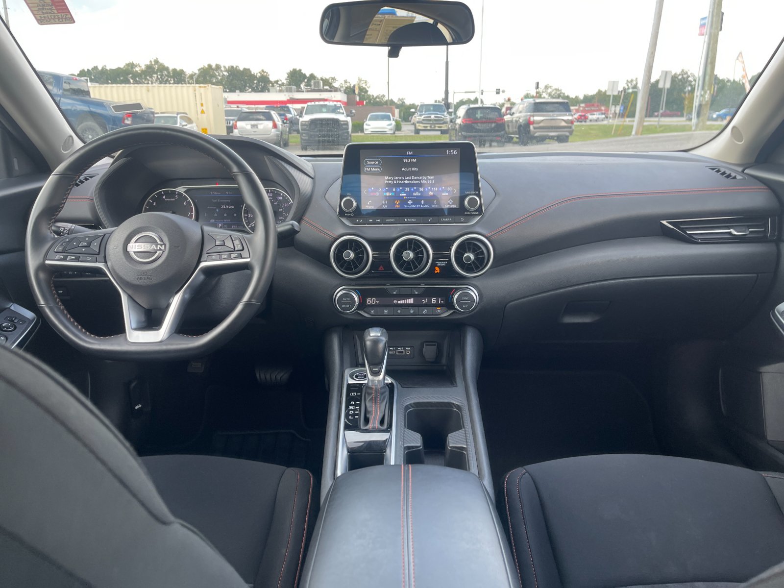 Used 2025 Gray Nissan SR image 14