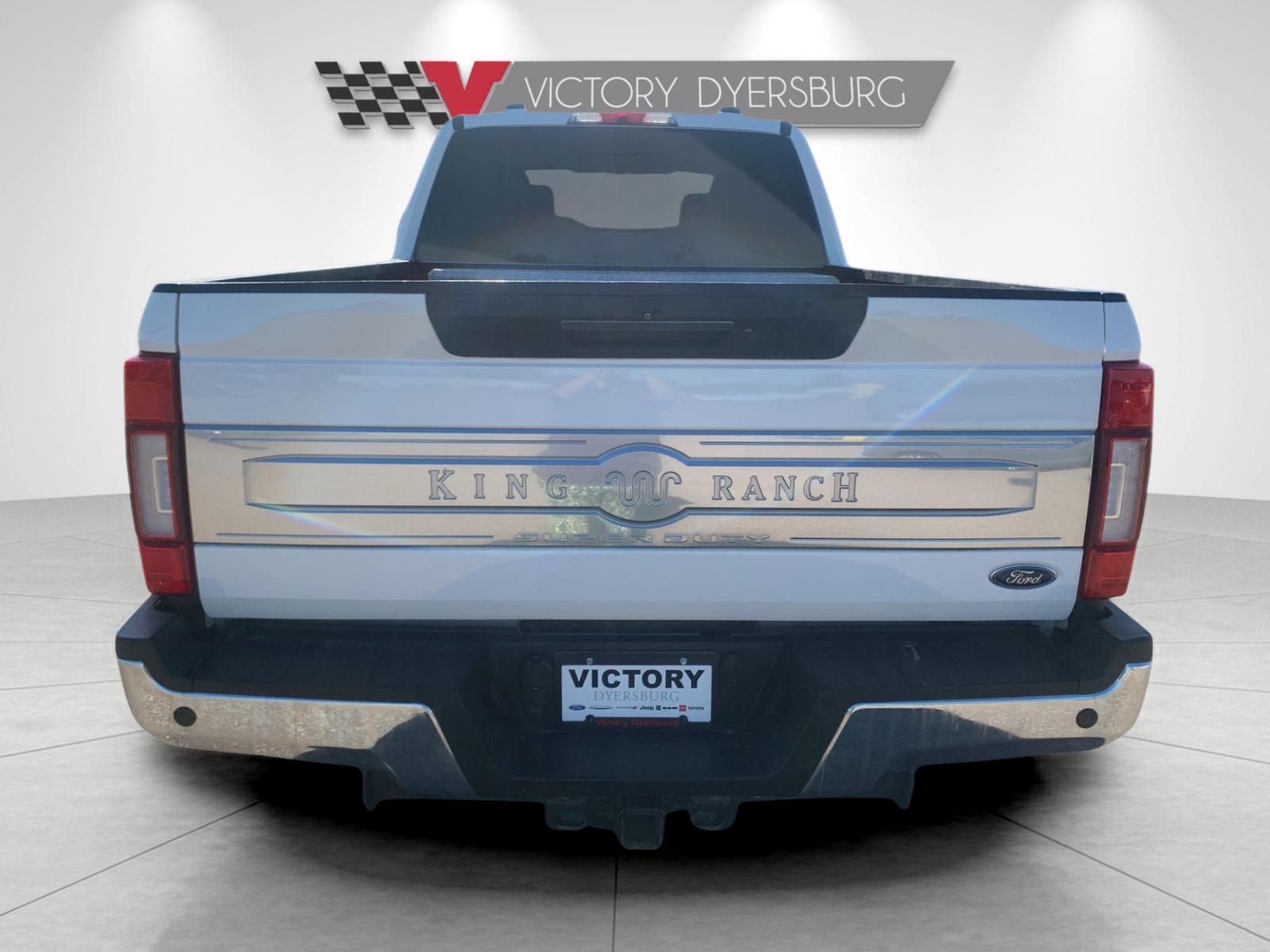 Used 2022 White Metallic Ford King Ranch image 5