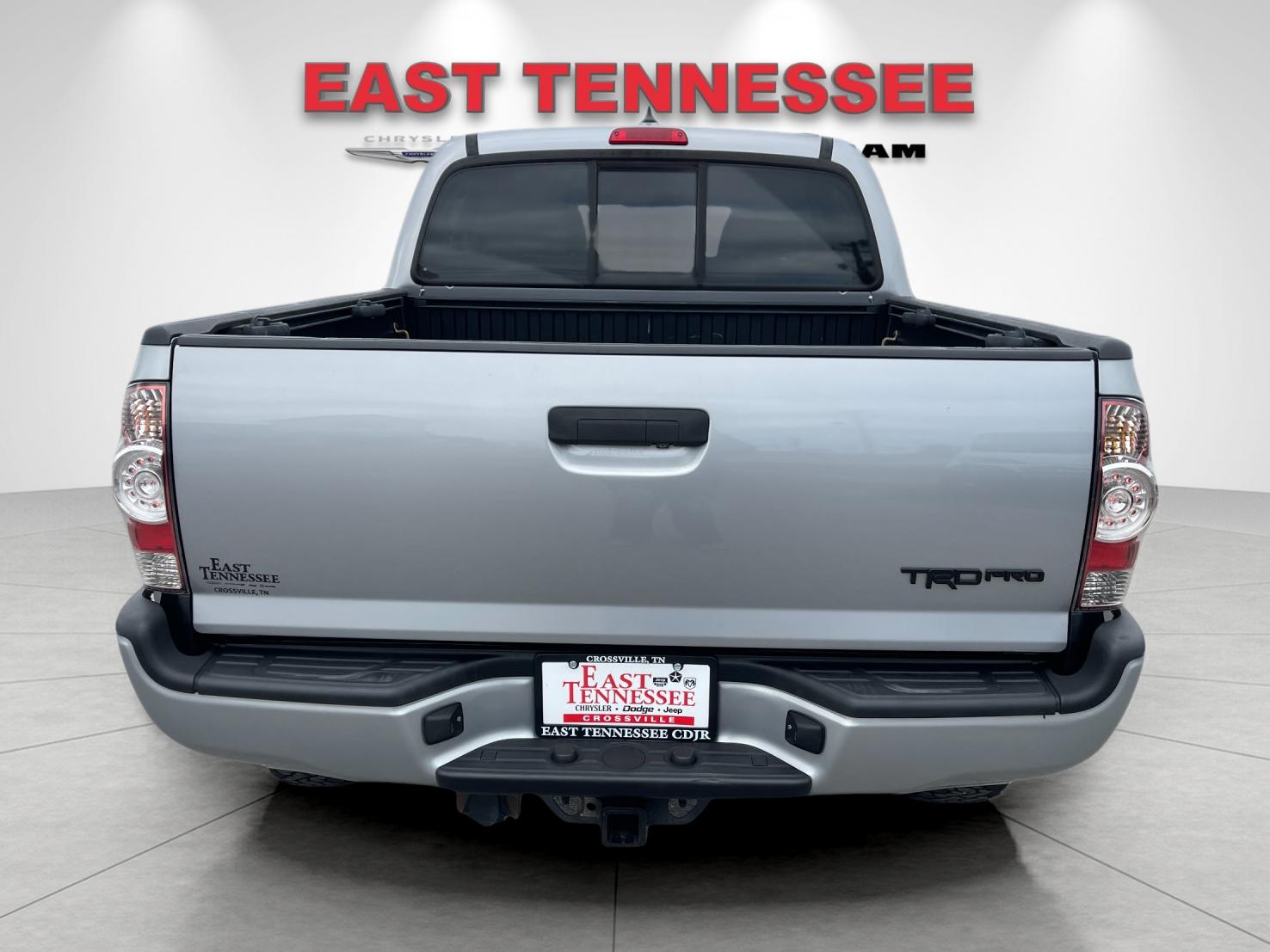 Used 2015 Silver Toyota Base image 4