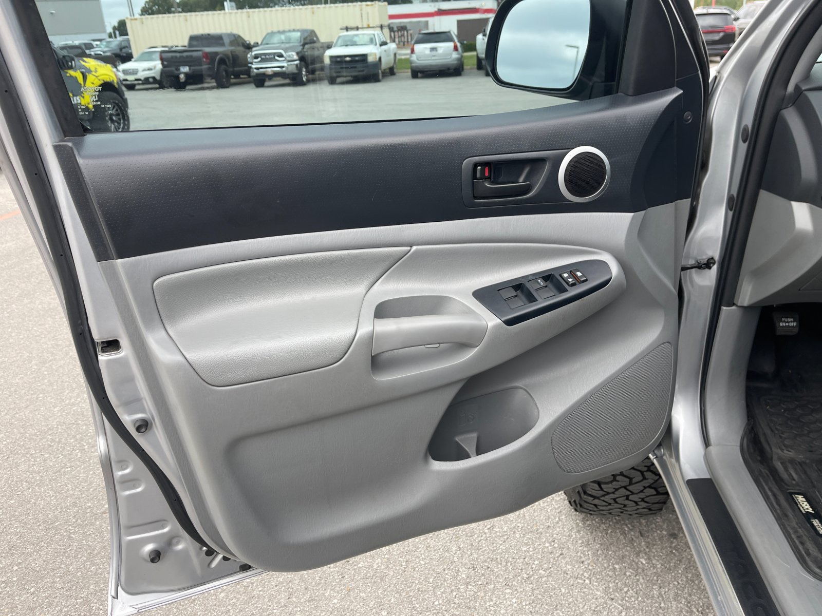 Used 2015 Silver Toyota Base image 11