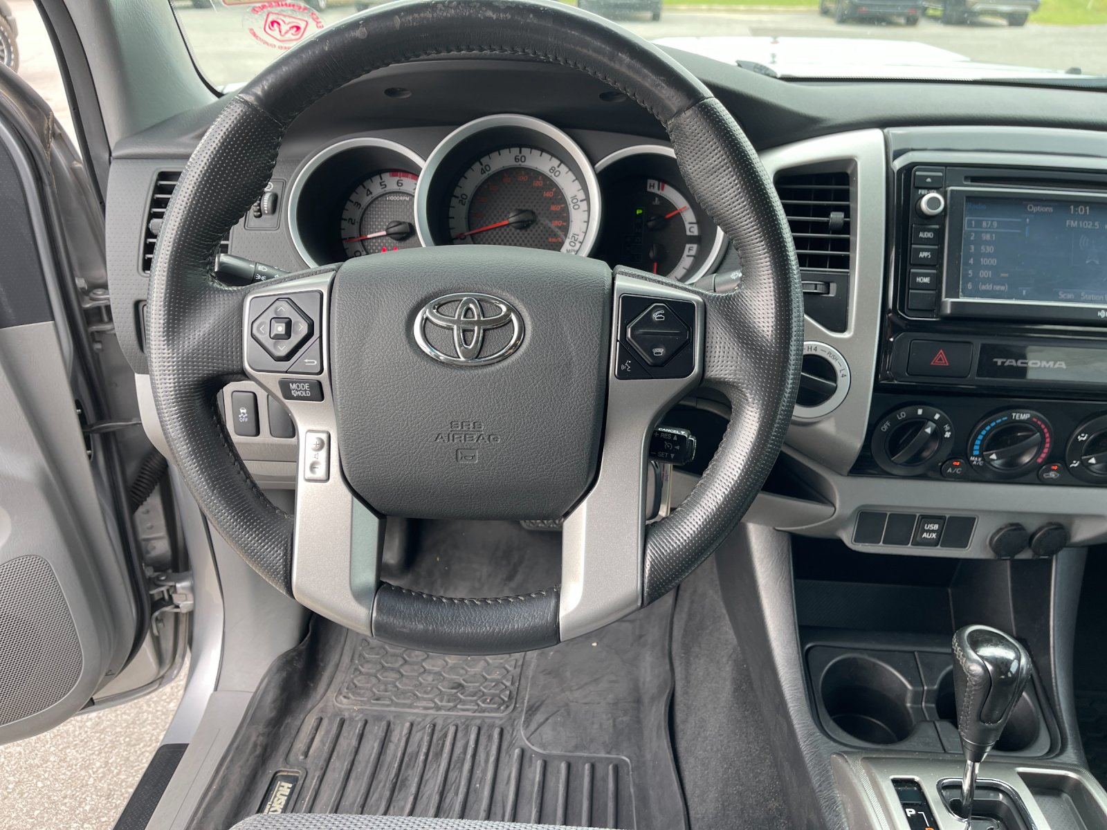 Used 2015 Silver Toyota Base image 16