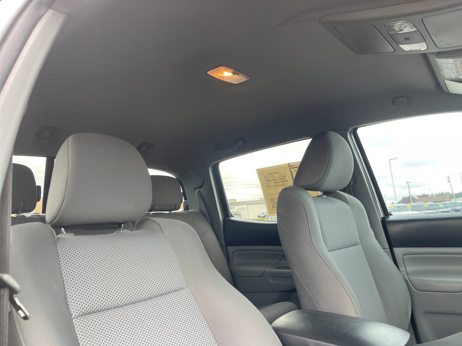 Used 2015 Silver Toyota Base image 18