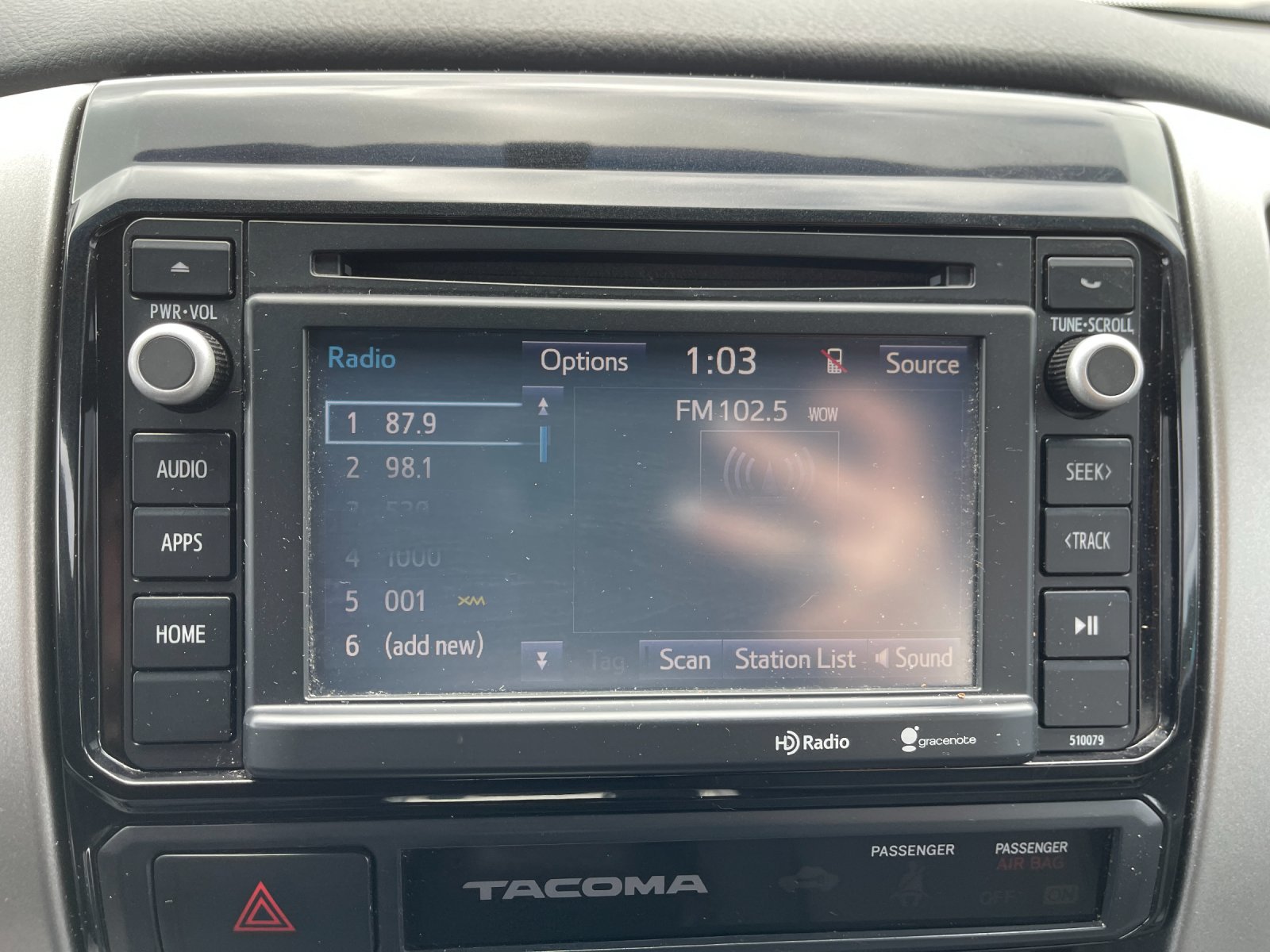 Used 2015 Silver Toyota Base image 20