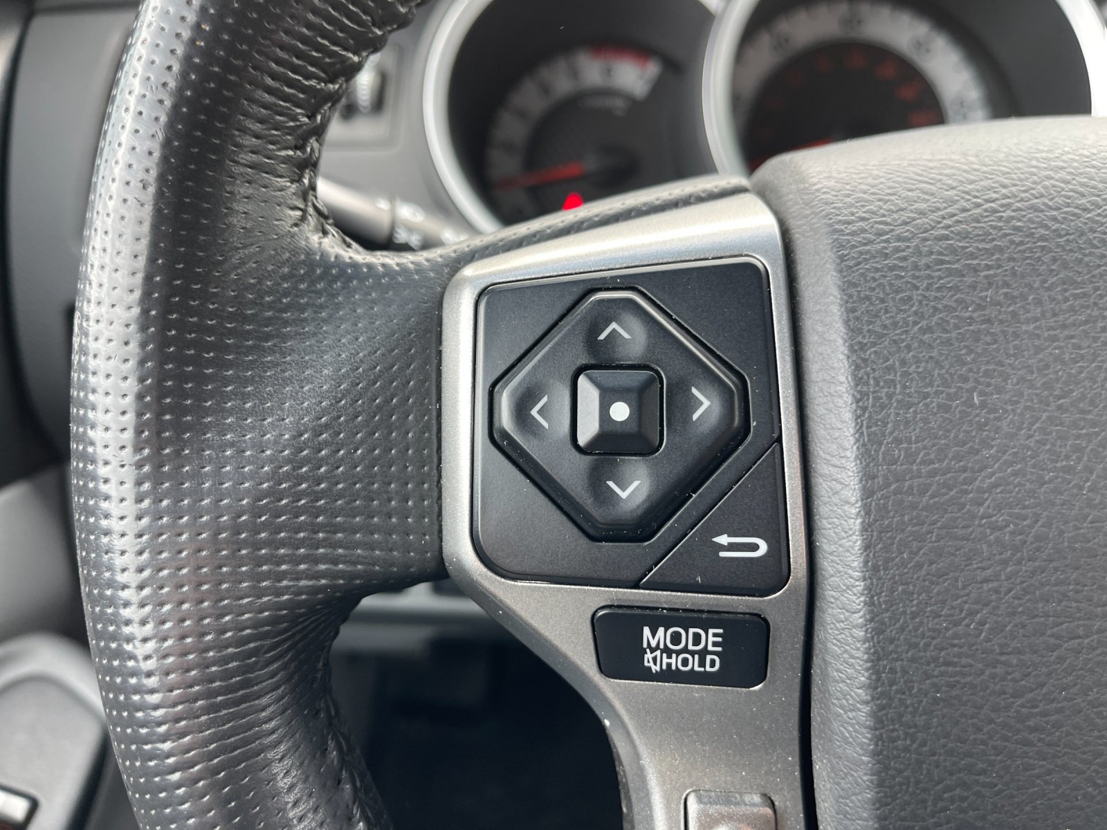 Used 2015 Silver Toyota Base image 25