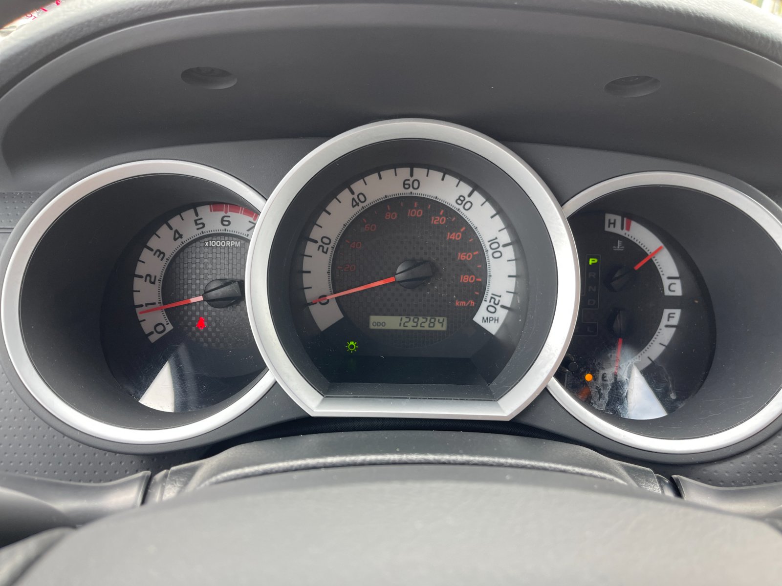 Used 2015 Silver Toyota Base image 27