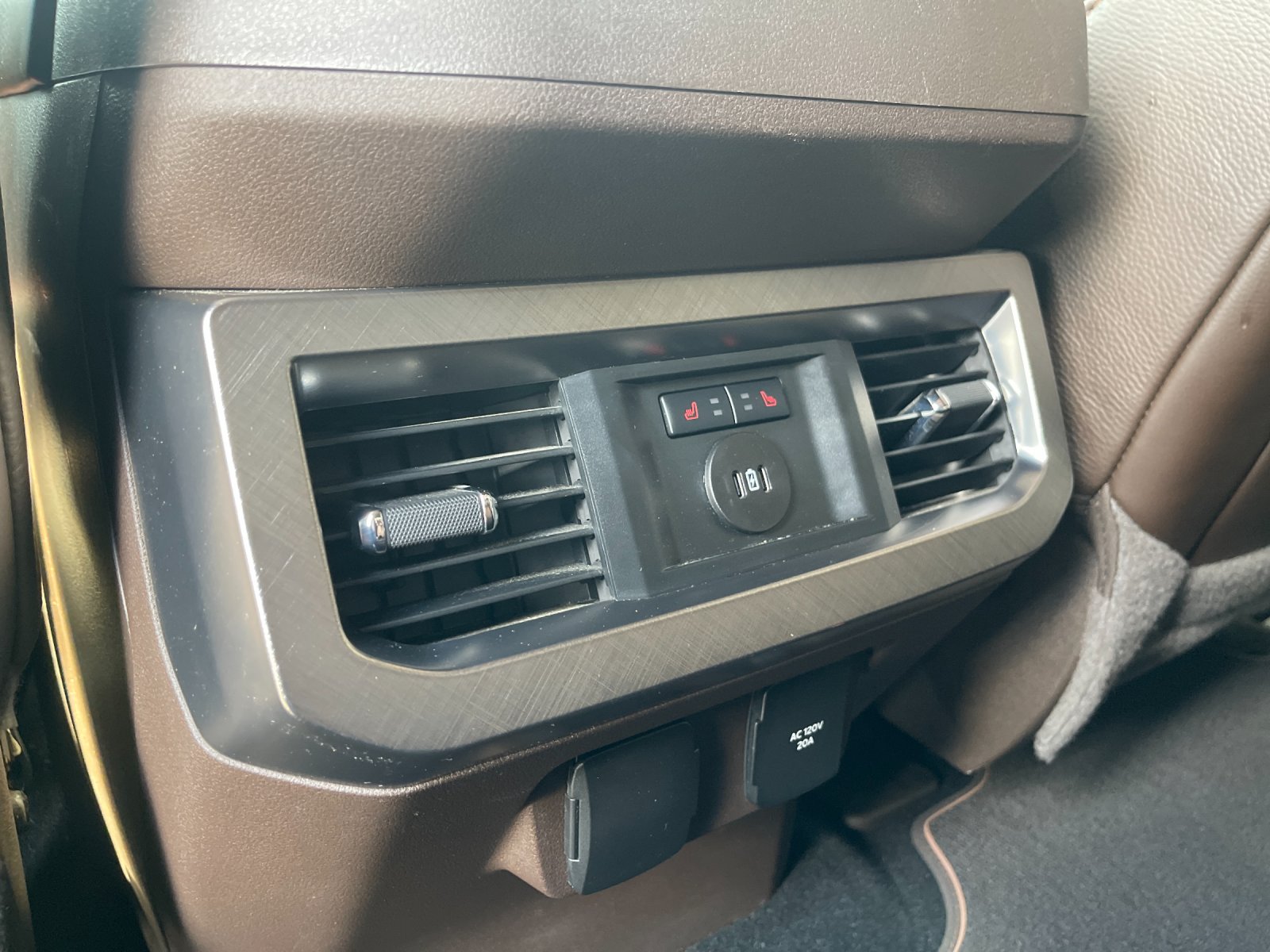 Used 2024 Brown Ford King Ranch image 14
