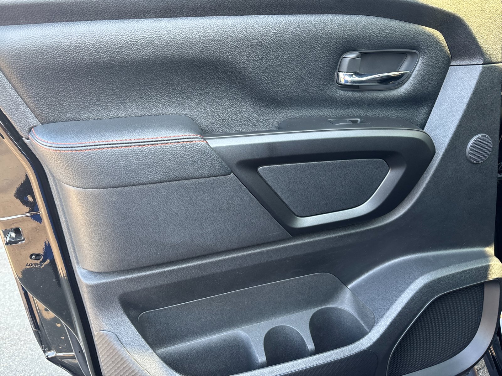 Used 2024 Super Black Nissan PRO-4X image 32