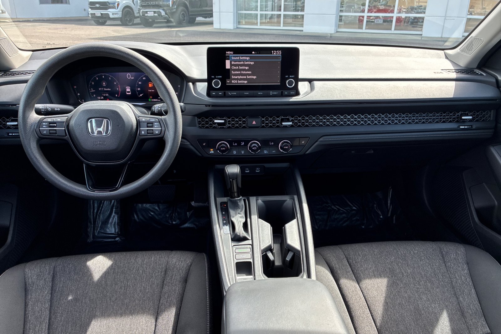 Used 2025 Canyon River Blue Met Honda SE image 16