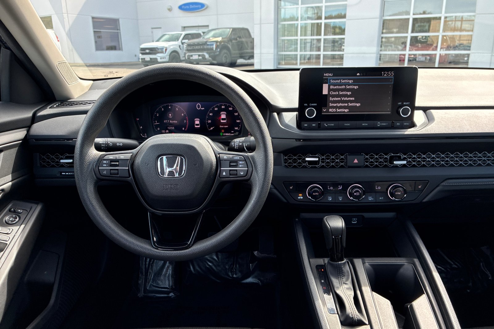 Used 2025 Canyon River Blue Met Honda SE image 17