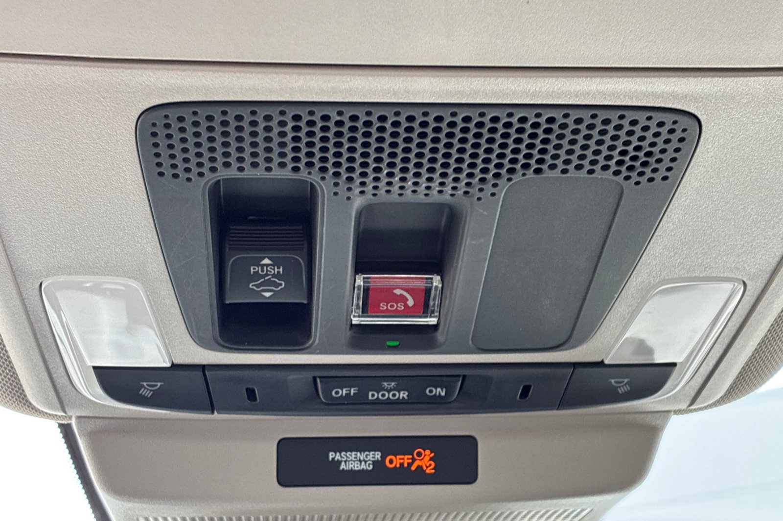 Used 2025 Canyon River Blue Met Honda SE image 37