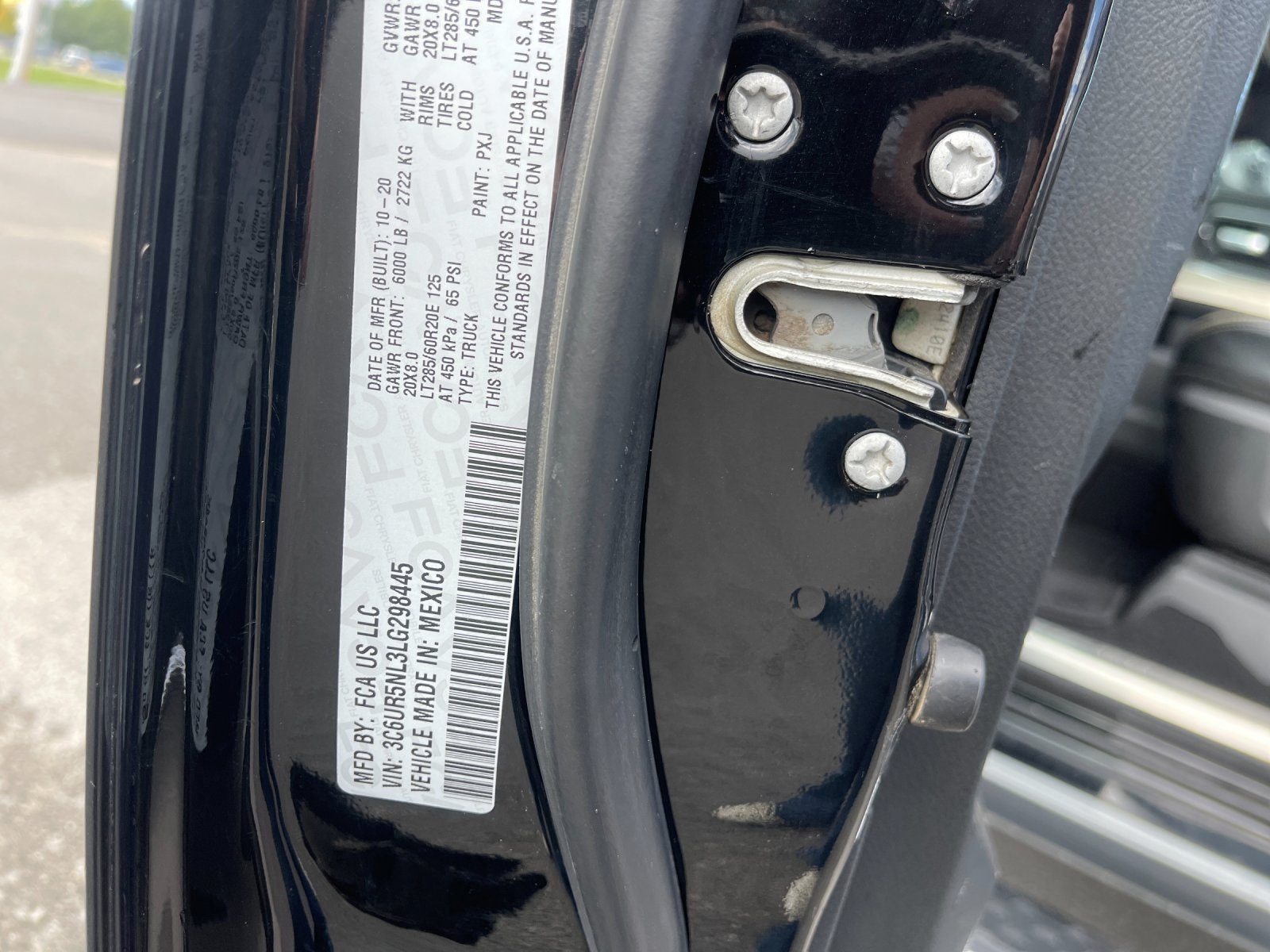 Used 2020 Black Ram Laramie image 34