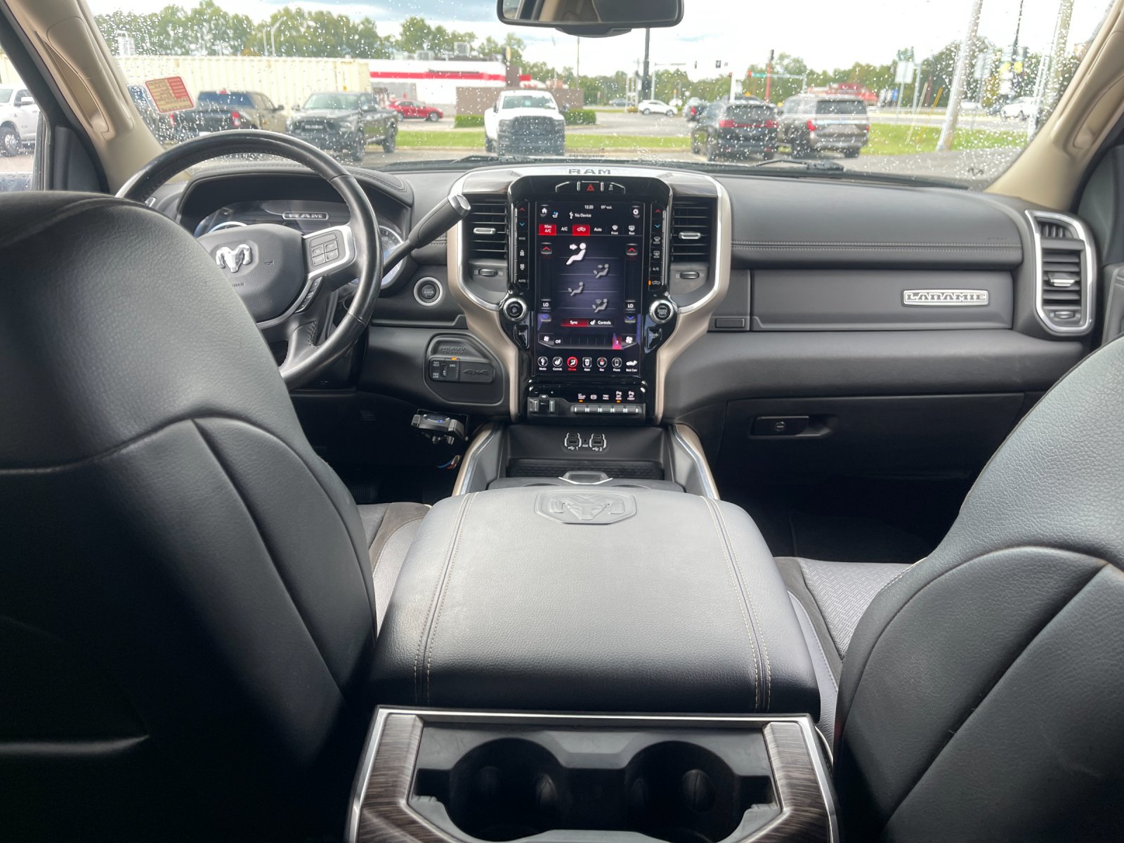 Used 2020 Black Ram Laramie image 15
