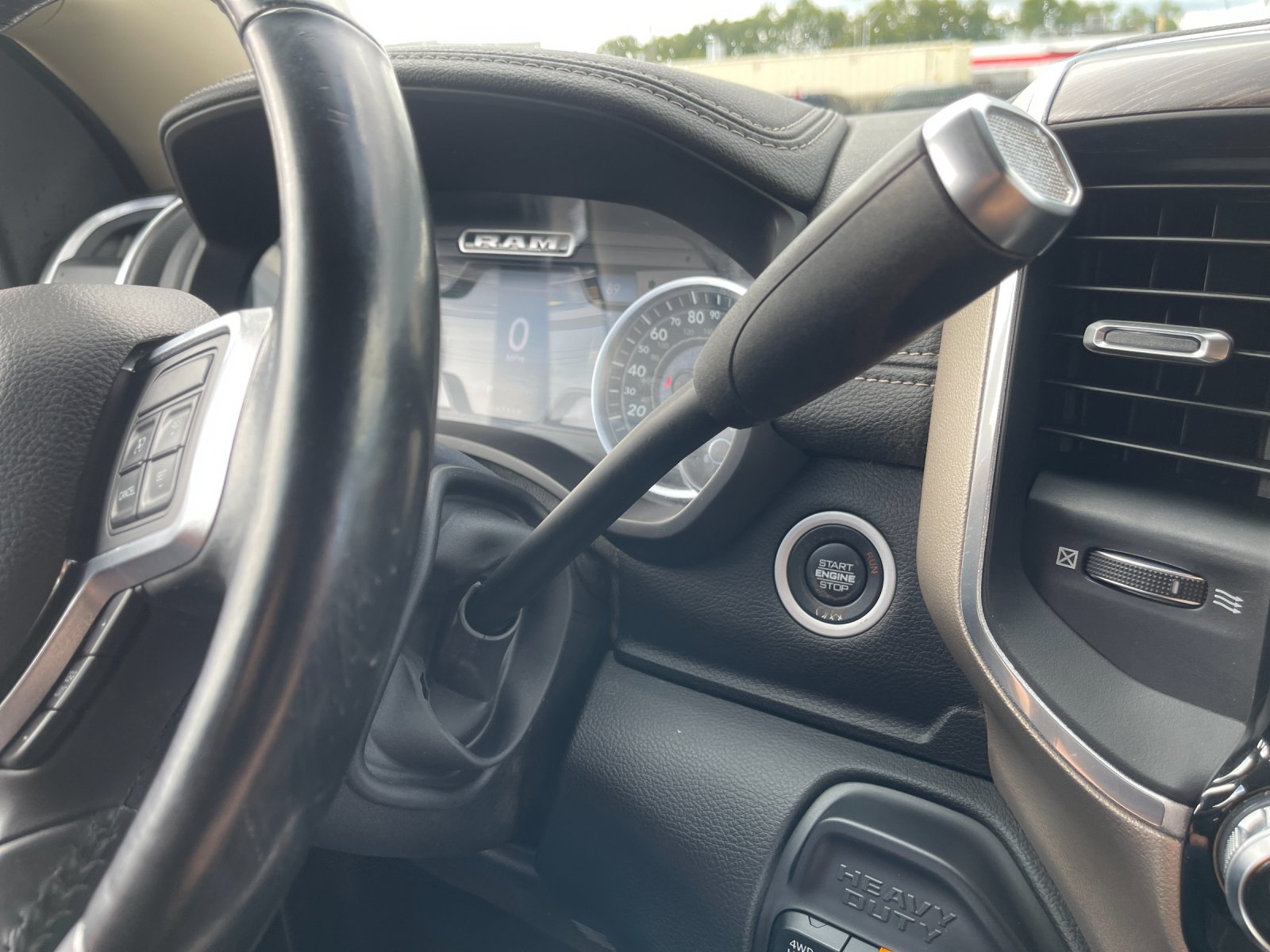 Used 2020 Black Ram Laramie image 24