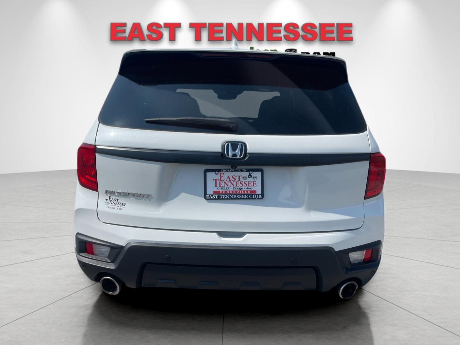 Used 2022 White Honda EX-L image 4